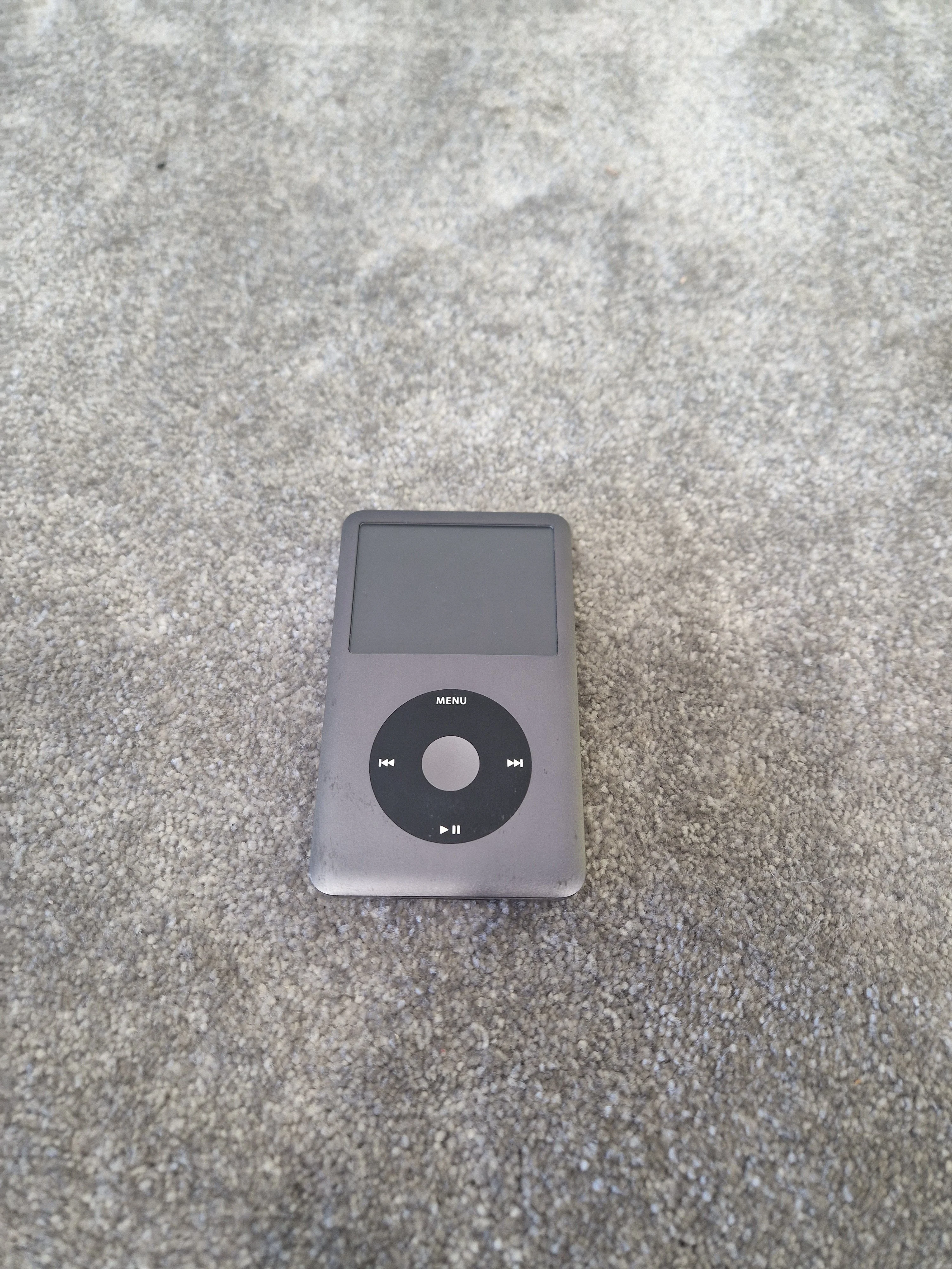 Apple iPod Classic 6th Generation 160GB MP3 Player - Click Wheel - Very Good - Image 4