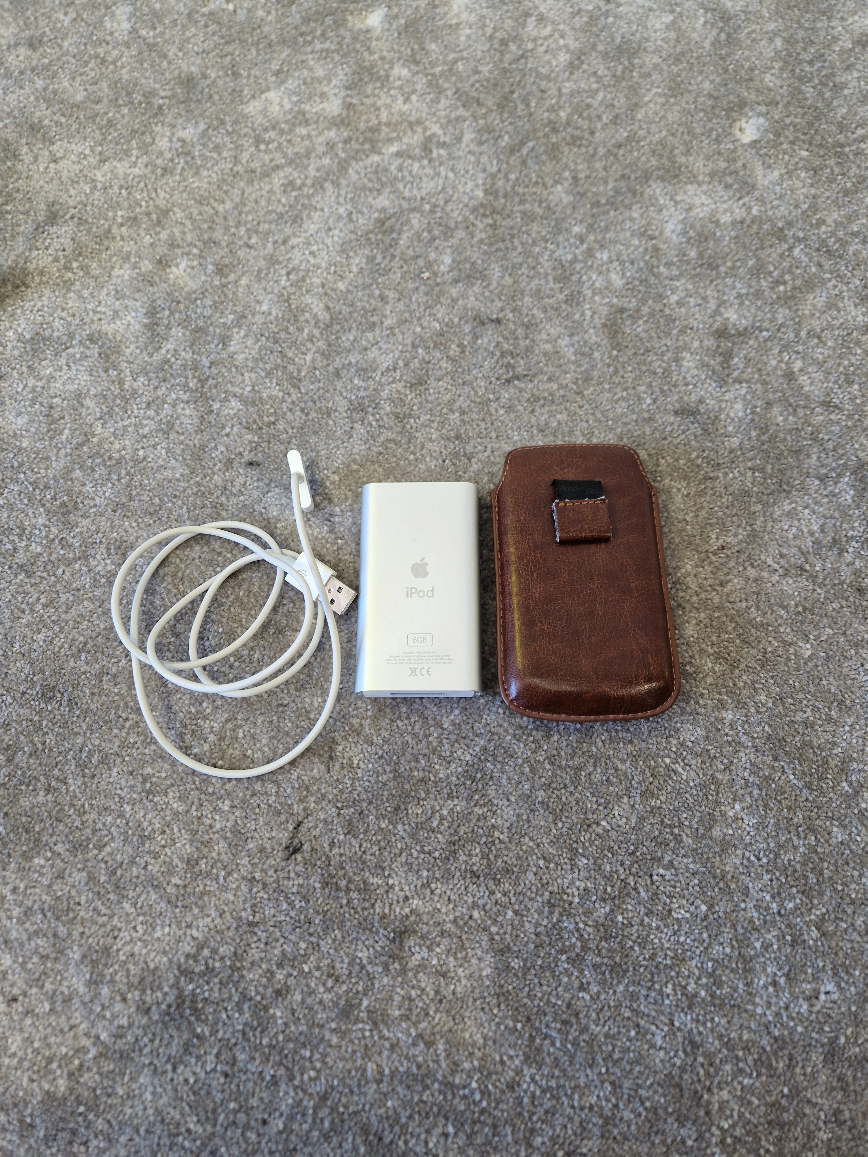 Apple iPod Mini 6GB – Click Wheel, Vintage MP3 Player - Spares or Repair - Image 2