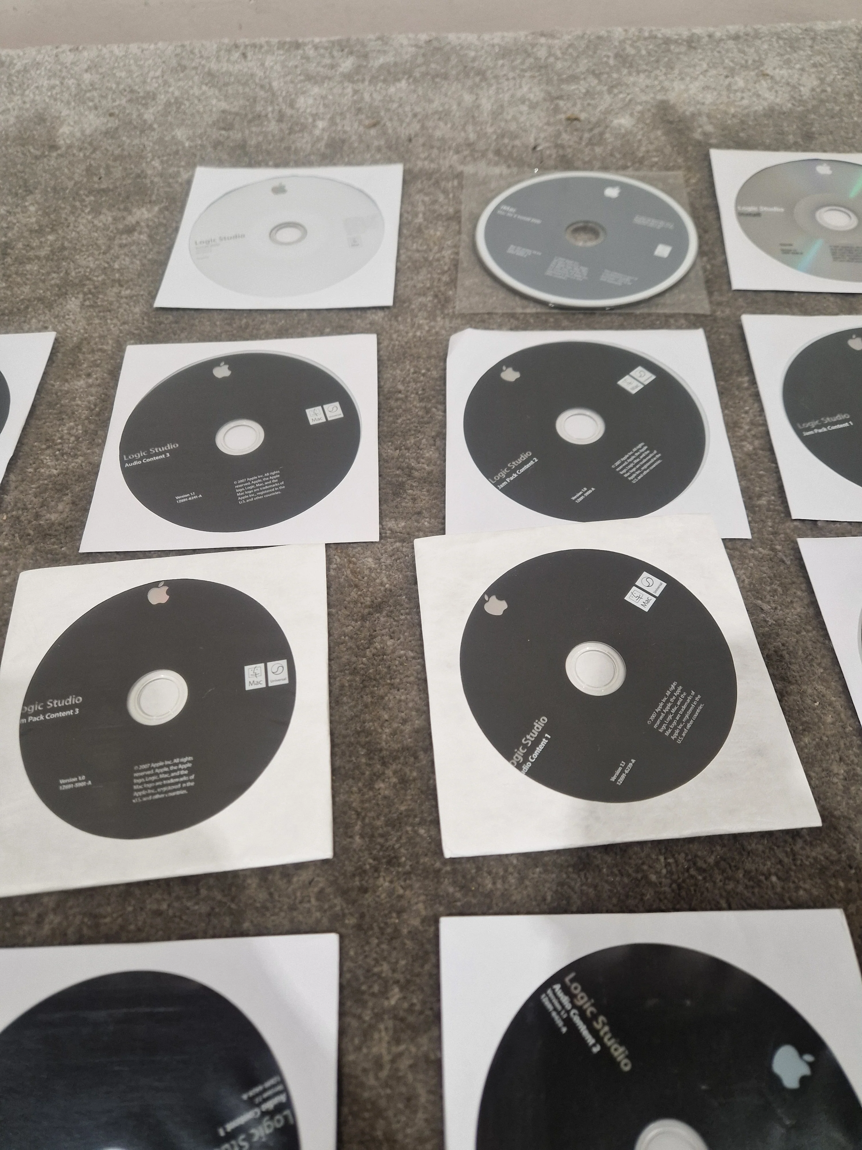 Apple Logic Pro 9 / Studio Software - Excellent w/ Original Box & Manuals - Image 12