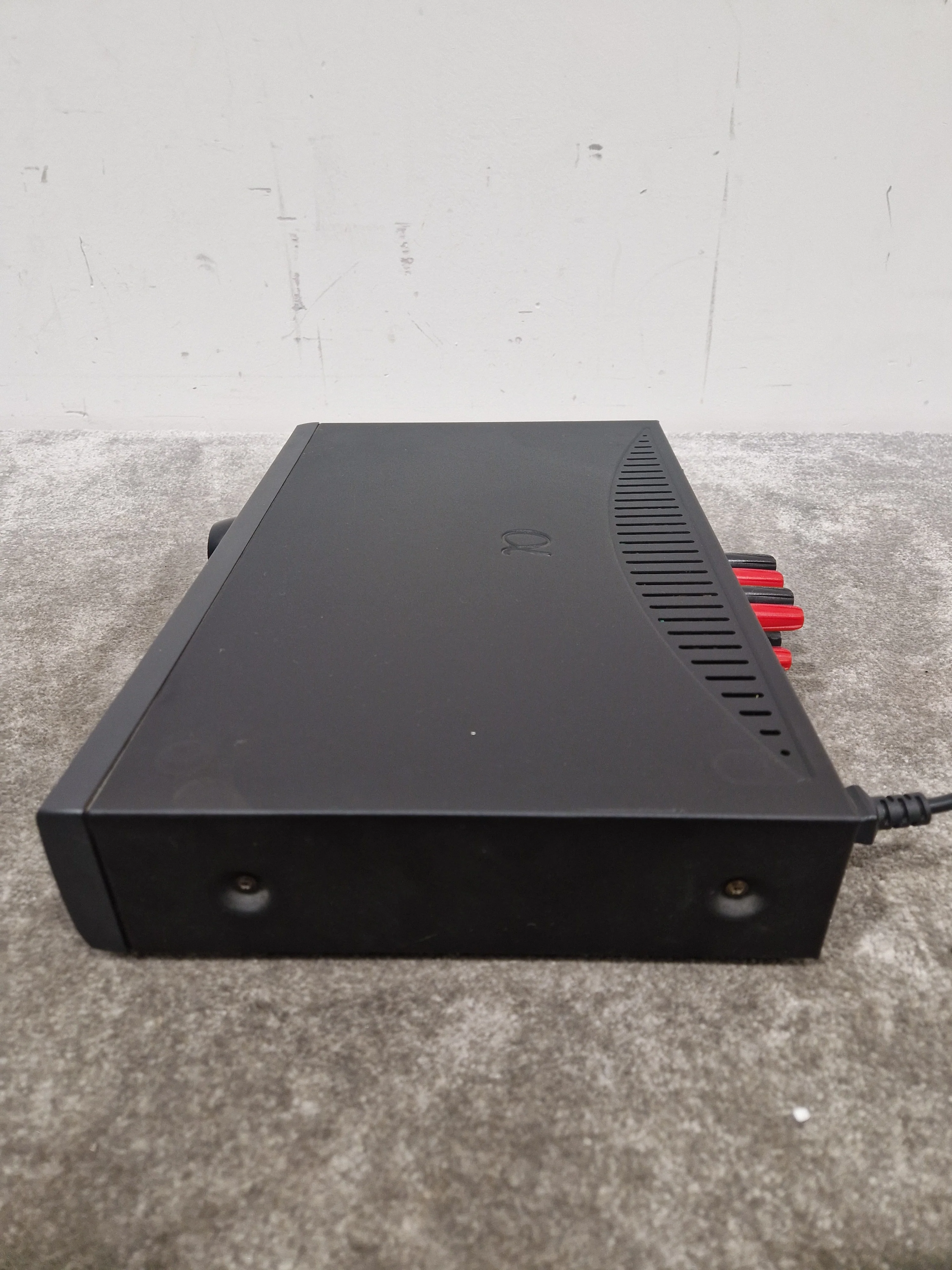 Arcam A Alpha 8 Amplifier - Classic Hi-Fi - Excellent w/ Original Box & Power Supply - Image 3