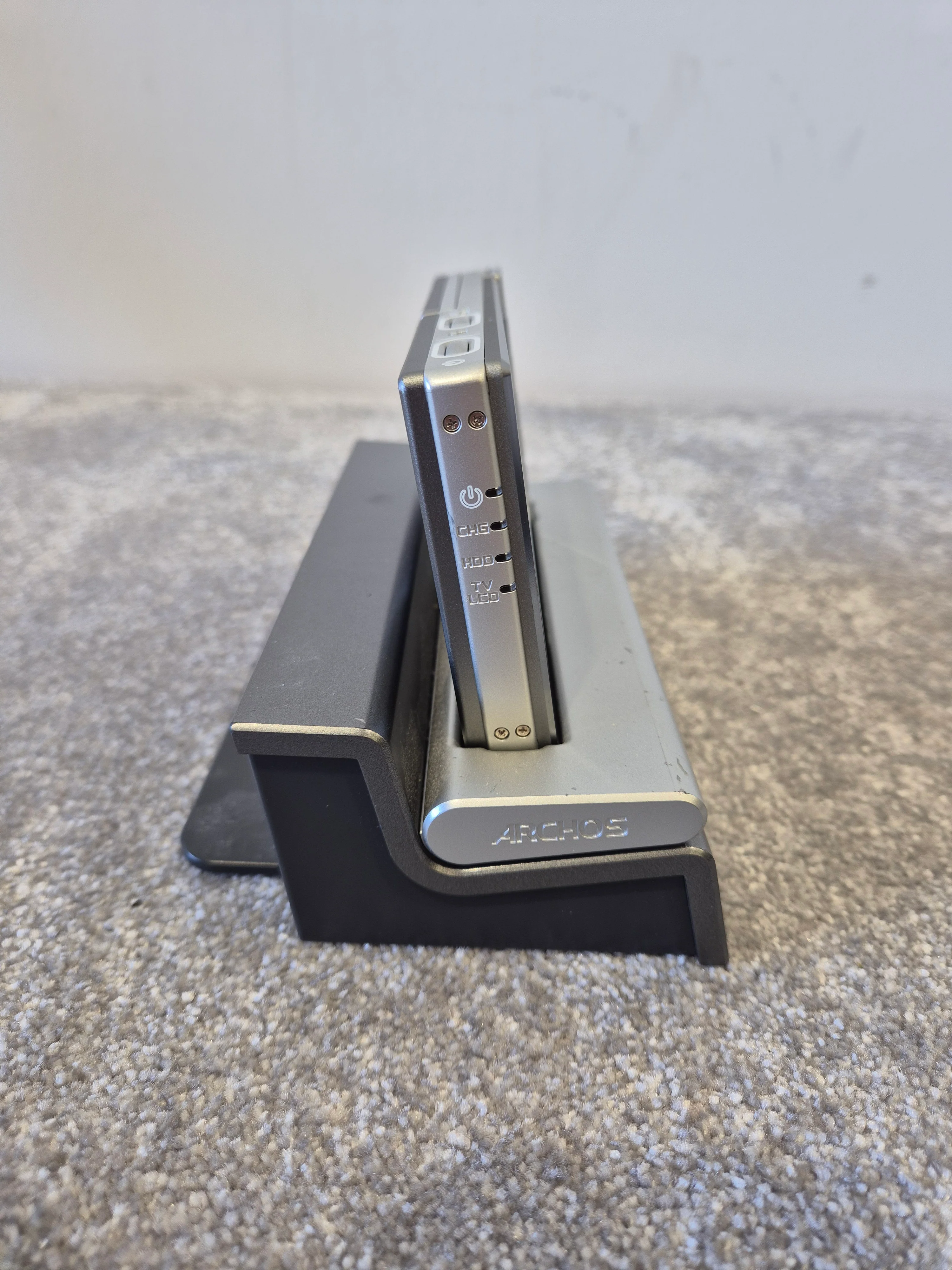 ARCHOS 604 - Portable Digital Media Player - Image 2