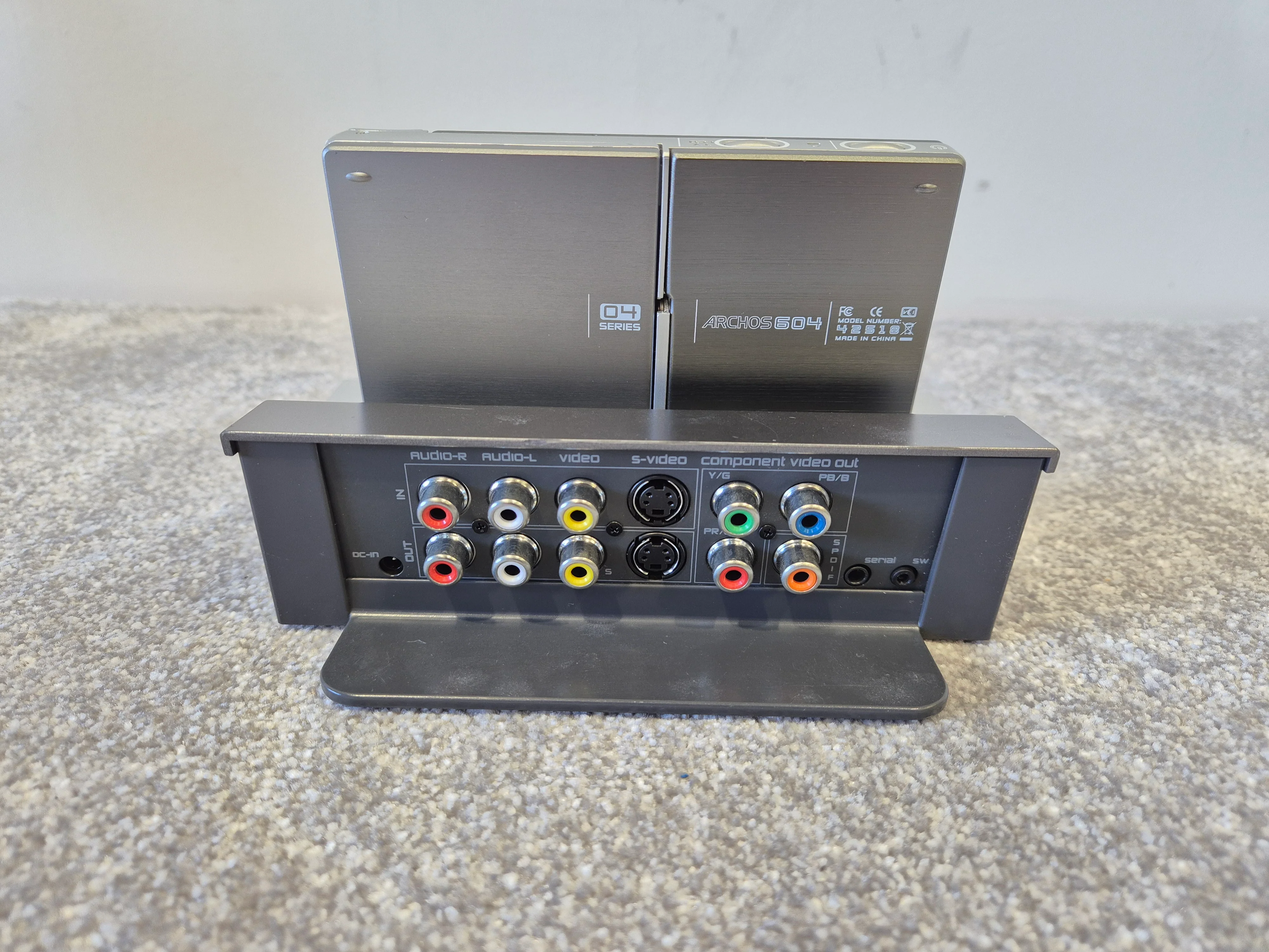 ARCHOS 604 - Portable Digital Media Player - Image 3