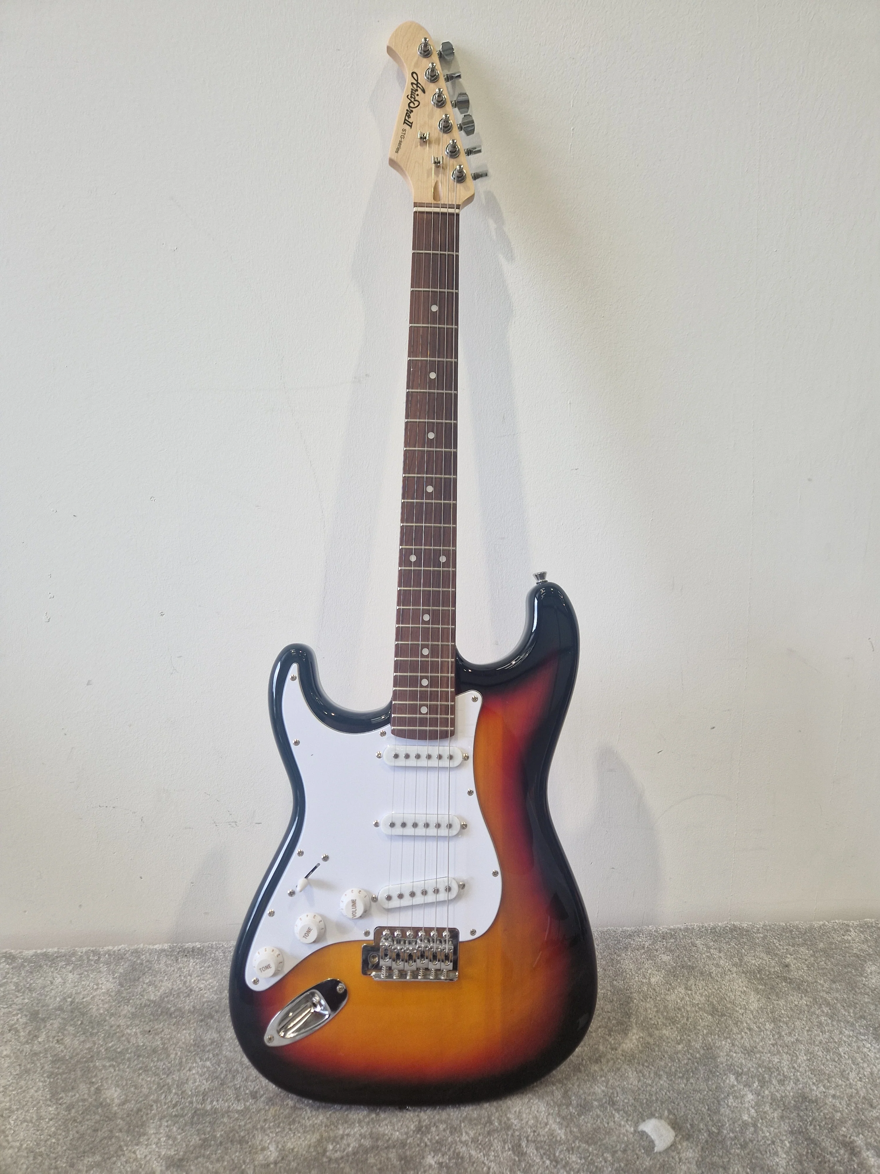 Aria Pro II STG-003LH (Left Handed)  – SSS Pickup Layout - Excellent - Image 3