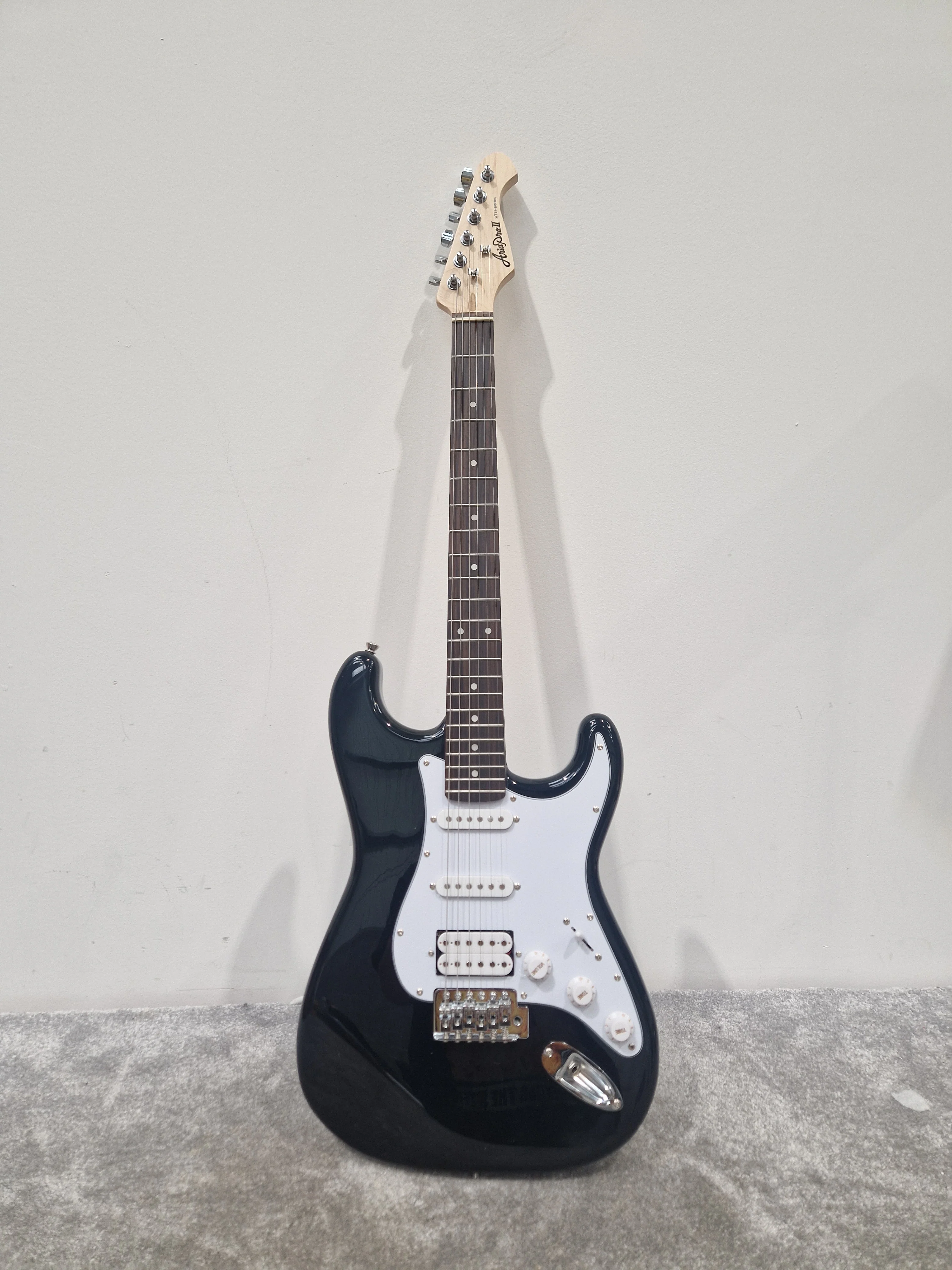 Aria Pro II STG-004 Electric Guitar – SSH Pickup Layout & Maple Neck – Mint - Image 3