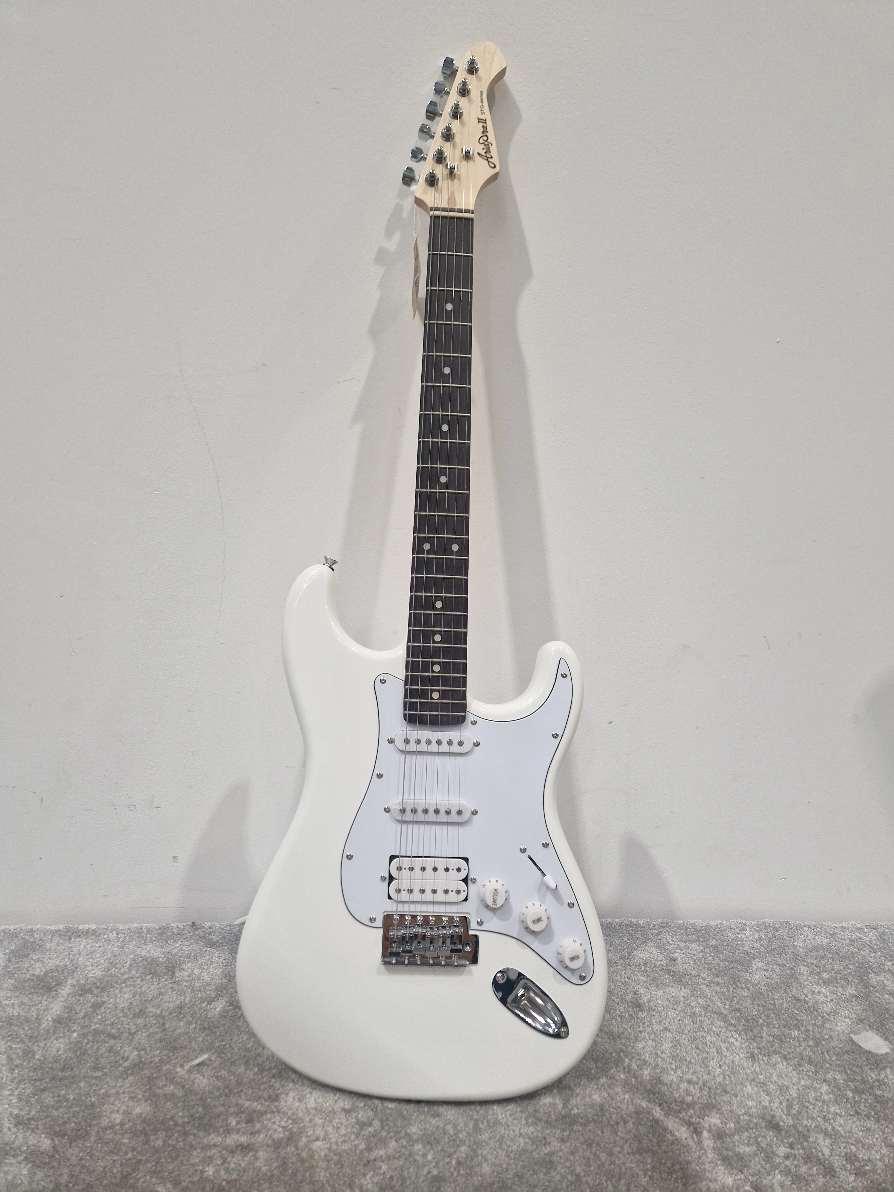 Aria Pro II STG-004 Electric Guitar – SSH Pickup Layout & Maple Neck – Mint - Image 5