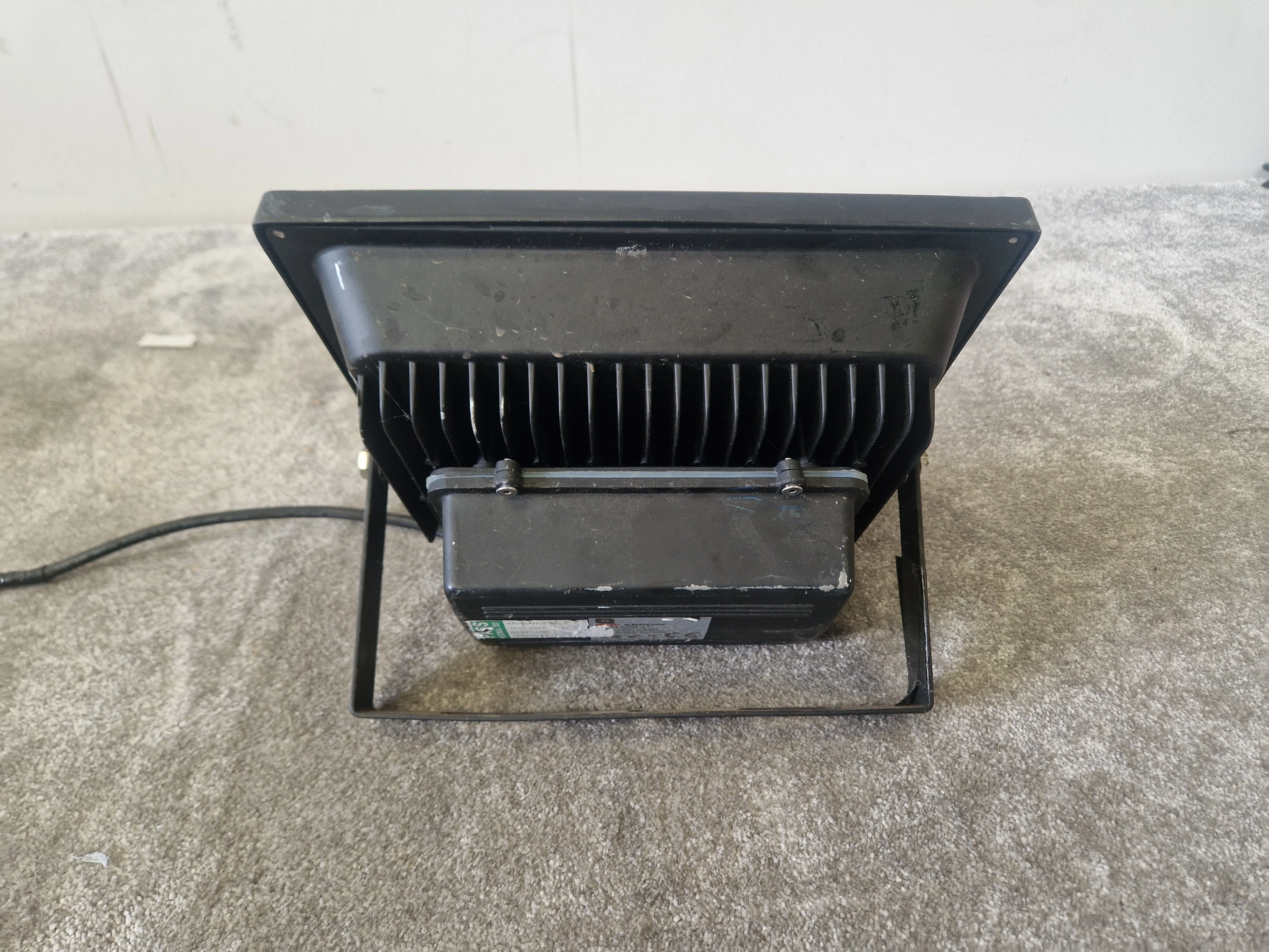 Red Arrow LEDFLE50B31 - LED Floodlight - Black - Good - Image 3