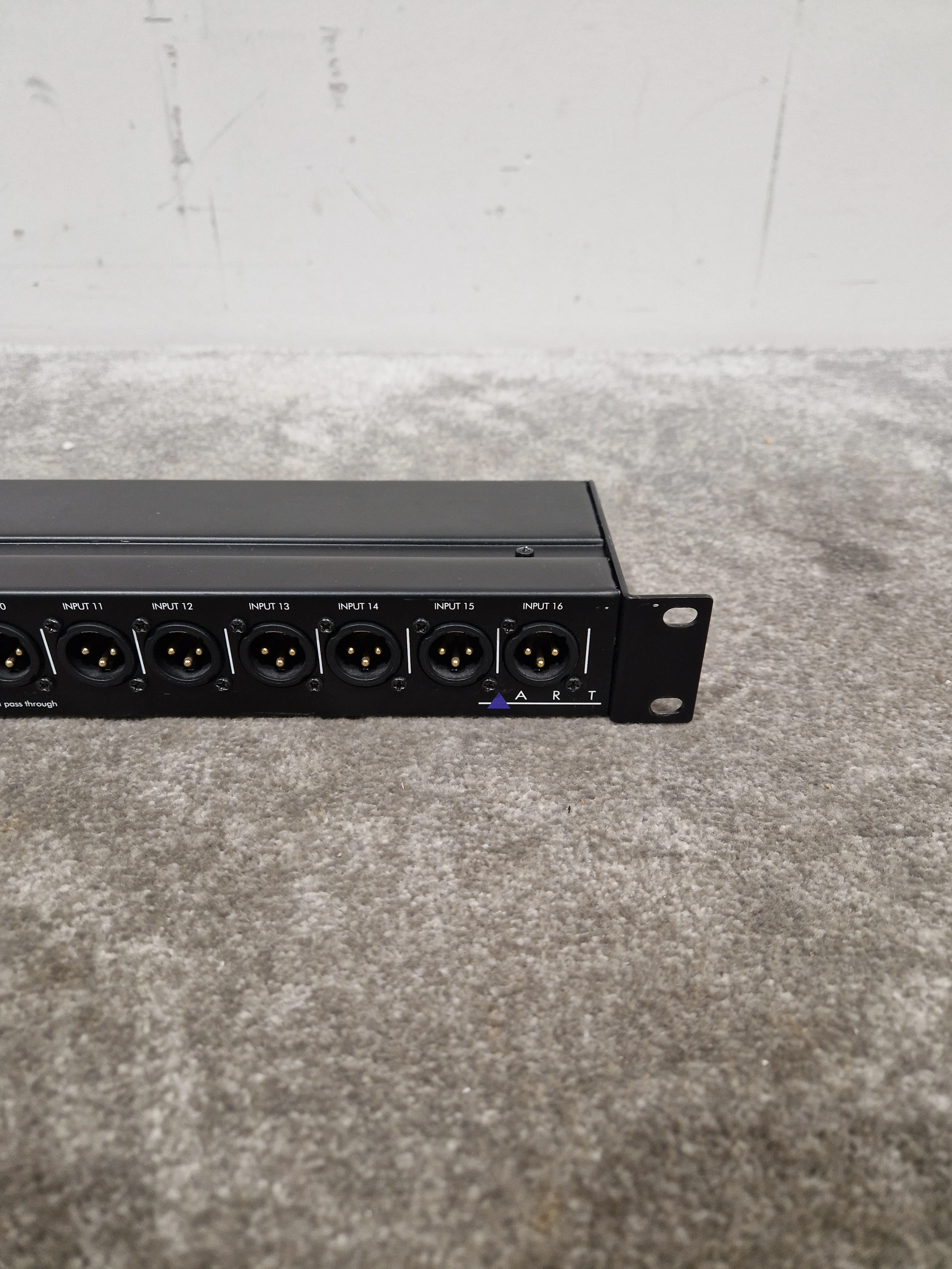 Art P16 XLR Balanced Patchbay Audio Interface - 16-Channel Connectivity - Excellent - Image 4