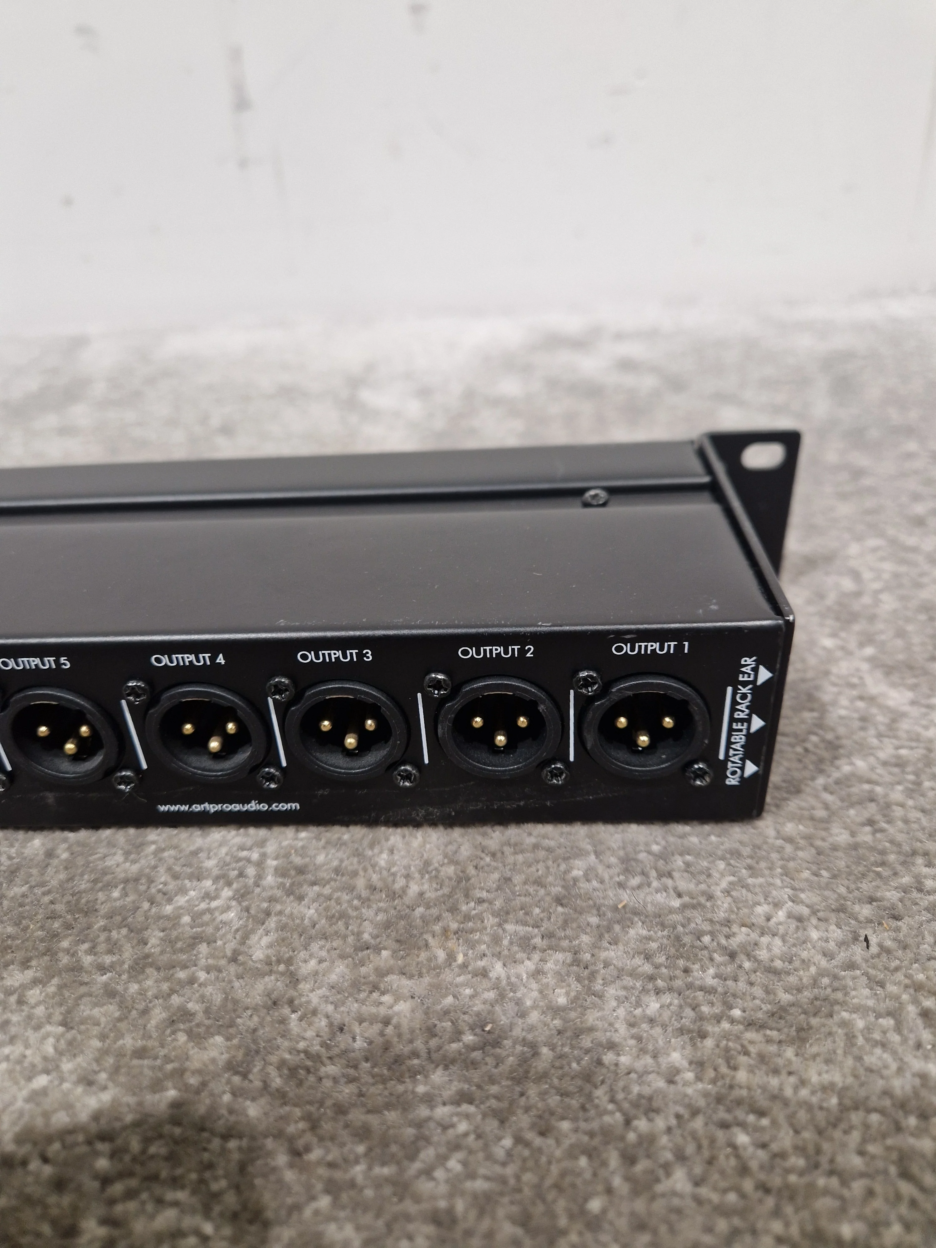 Art P16 XLR Balanced Patchbay Audio Interface - 16-Channel Connectivity - Excellent - Image 6