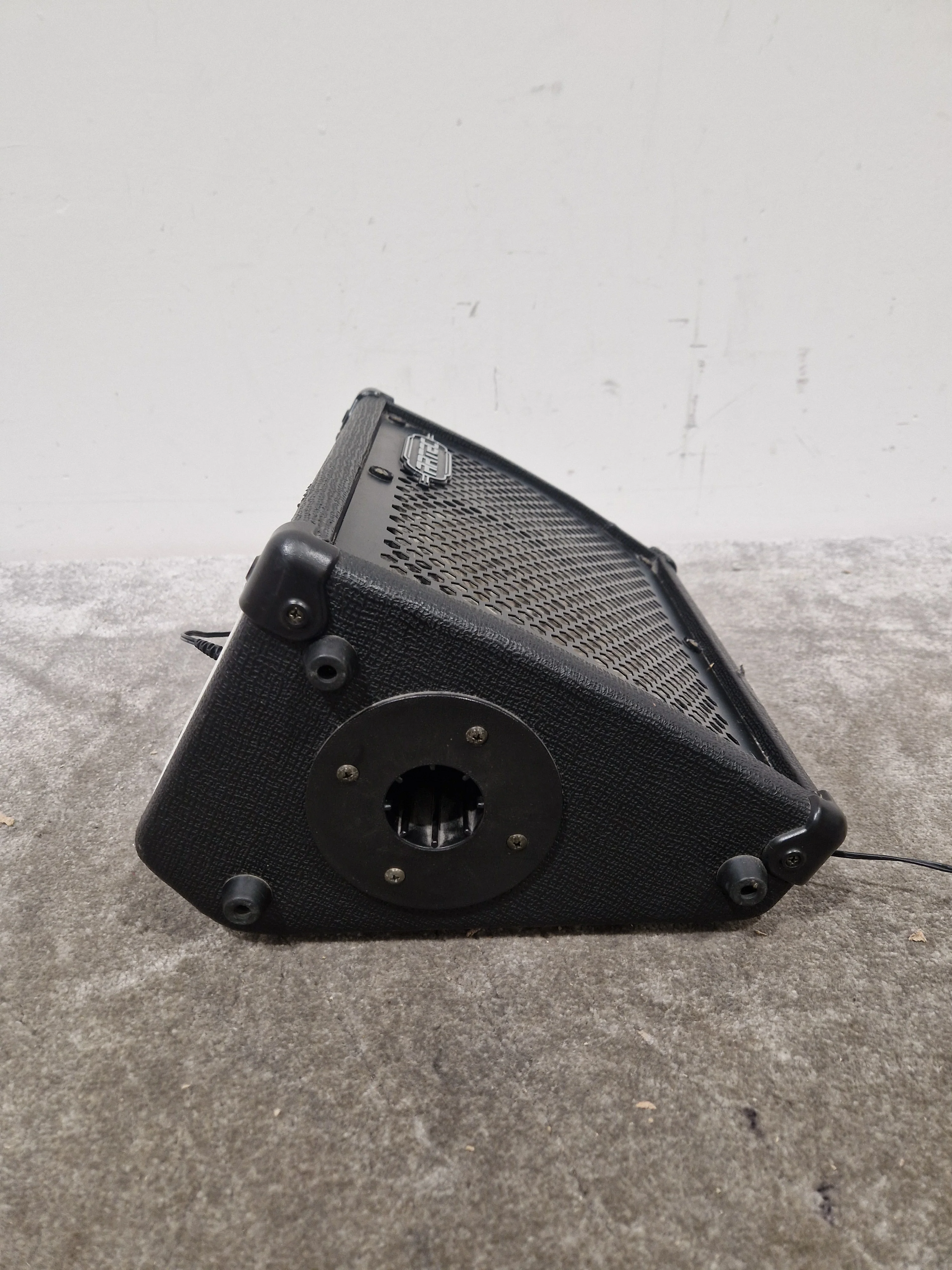 Artec PMD3-8 Instrument Amplifier - Compact Portable Design - Very Good w/ Power Supply - Image 5