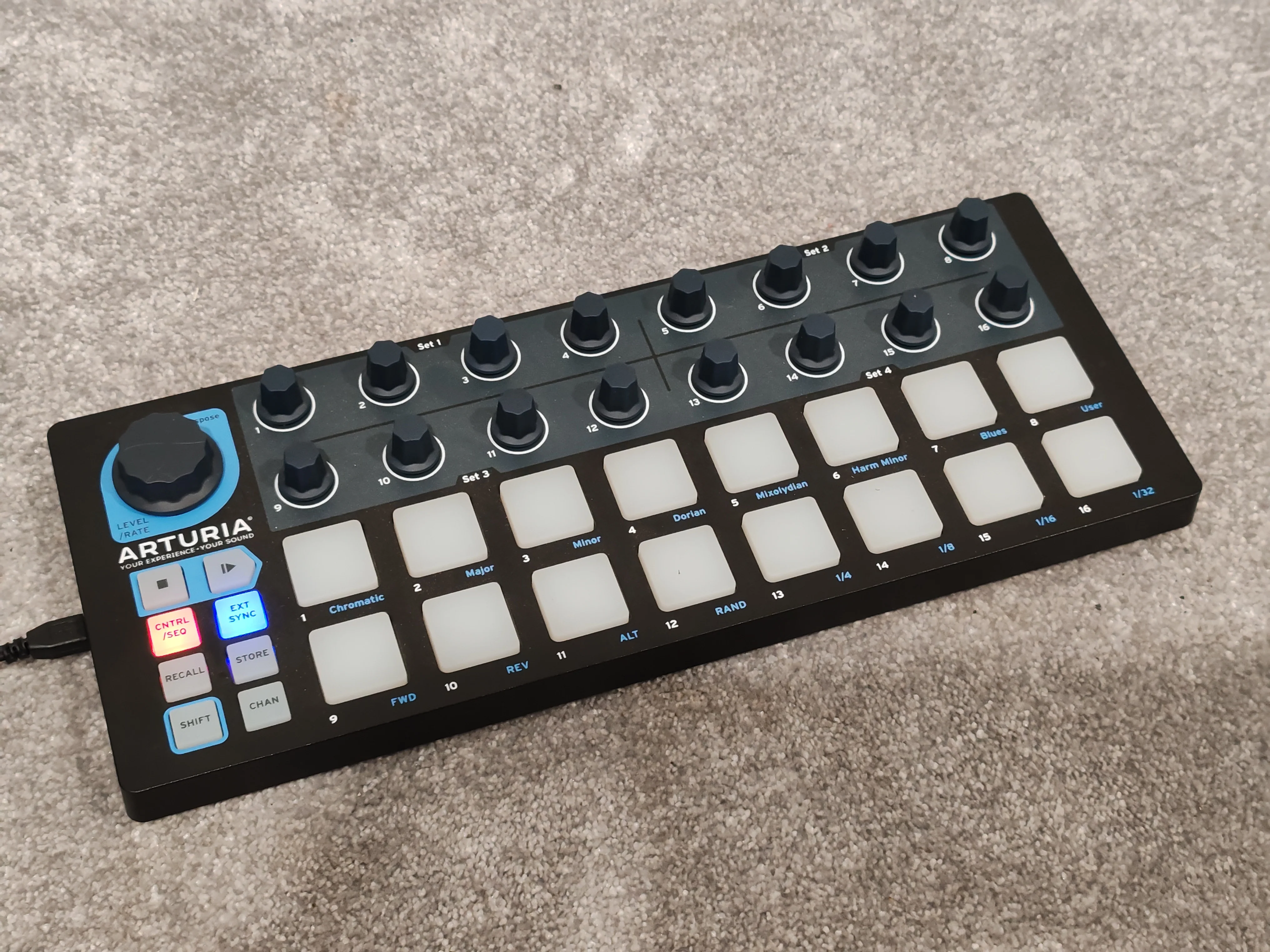 Arturia Beatstep Compact Controller and Sequencer - Image 4