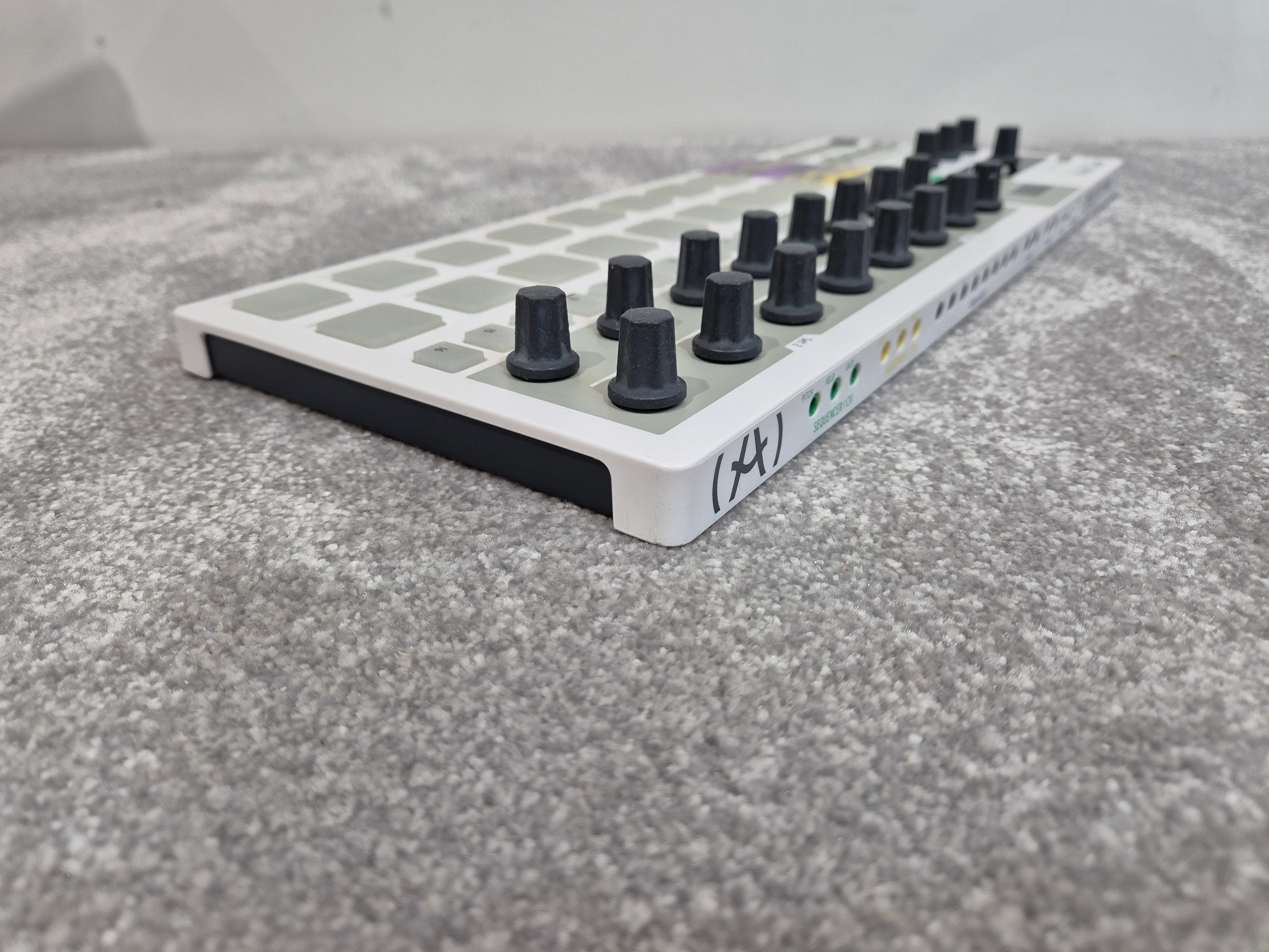 Arturia BeatStep Pro - Versatile Controller and Performance Sequencer - Image 8