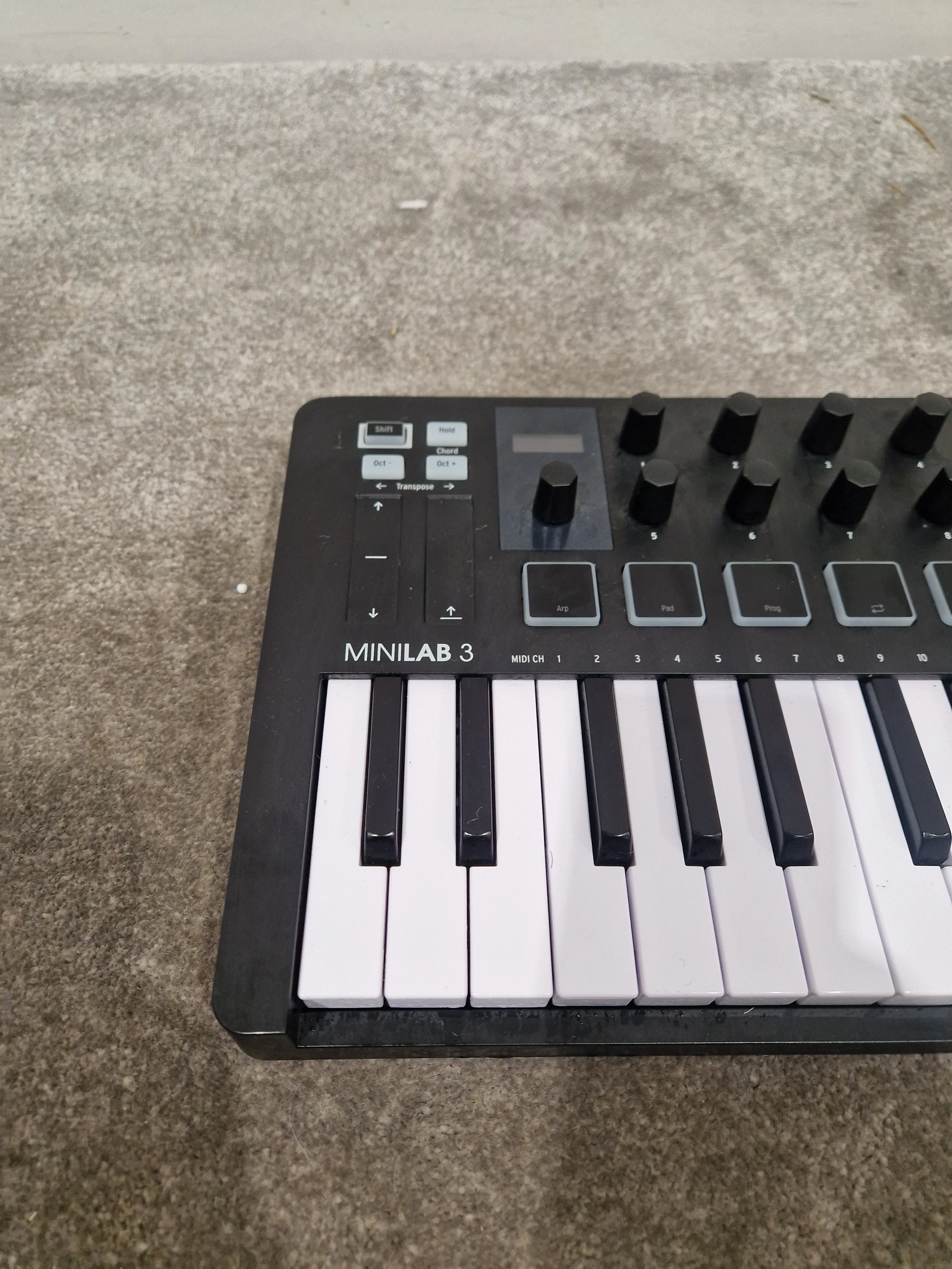 Arturia Minilab 3 MIDI Controller - Compact Design - Excellent - Image 6