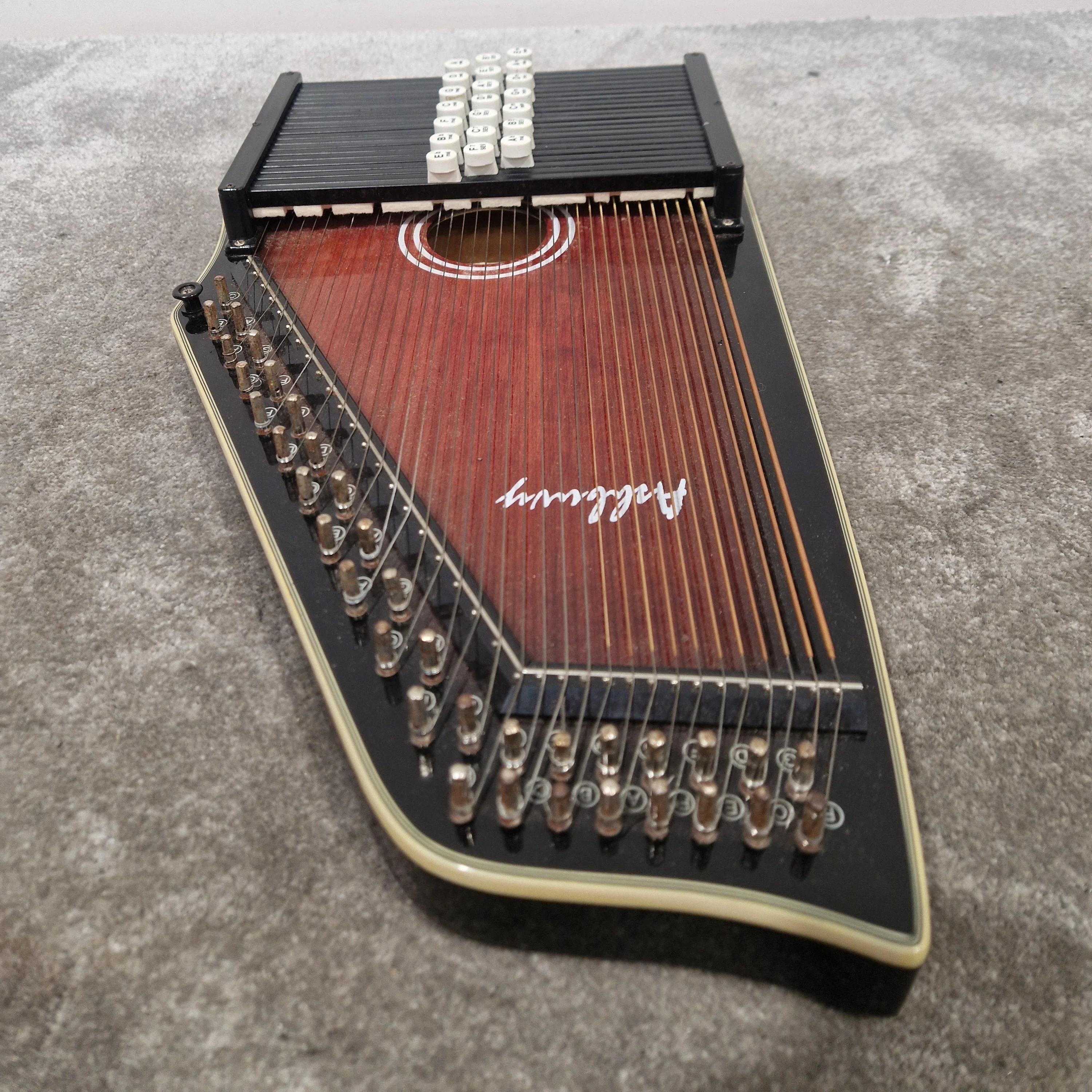 Ashbury Autoharp Acoustic Instrument - Classic String Design - Very Good w/ strings - Image 2