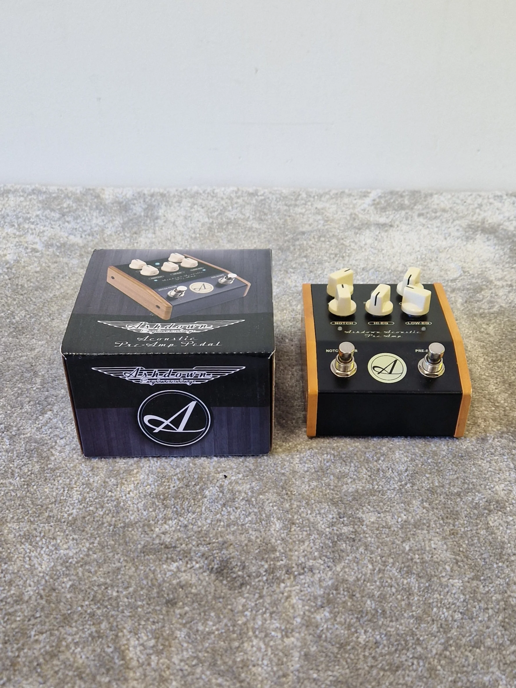 Ashdown Acoustic Preamp Pedal – Notch Filter, Pre-Shape, Balanced DI Out – Very Good w/ Original Box - Image 2
