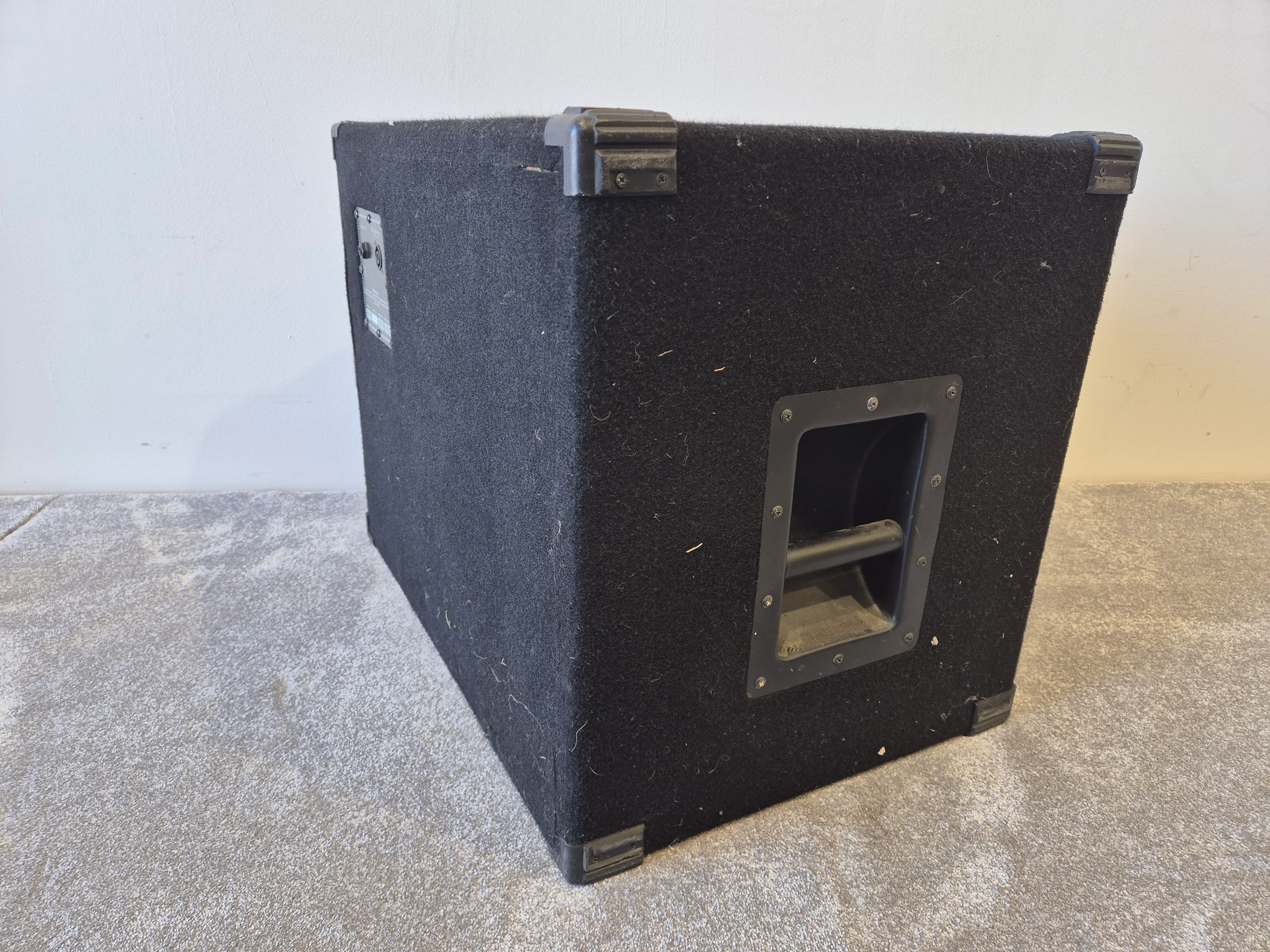 Ashdown Mag 115 Deep - 250 watts 1 x 15" Bass Amplifier Cabinet - Image 5