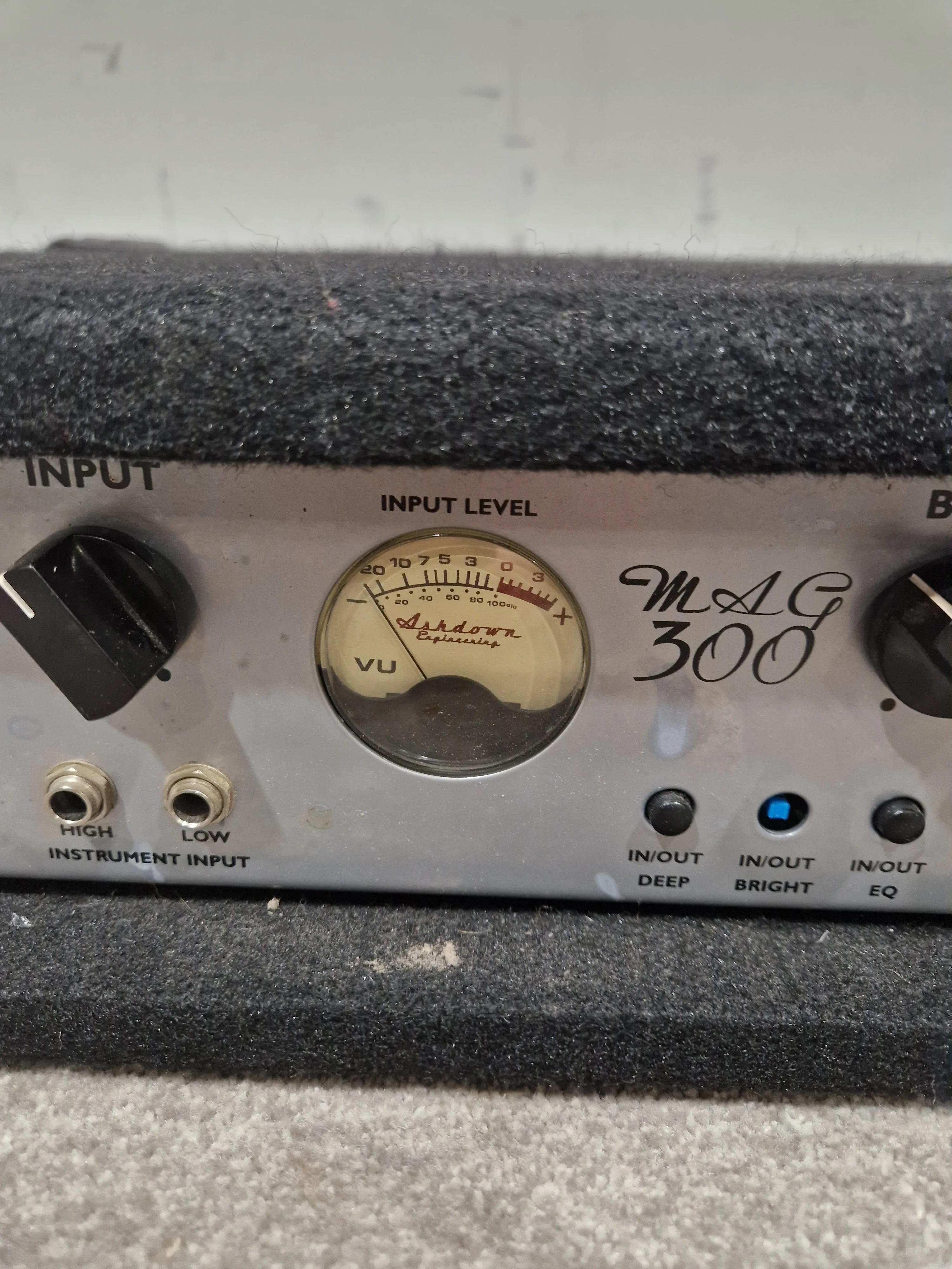Ashdown Mag 300 AMP - 300W Bass Amplifier Head -  Good w/ Power Supply - Image 13