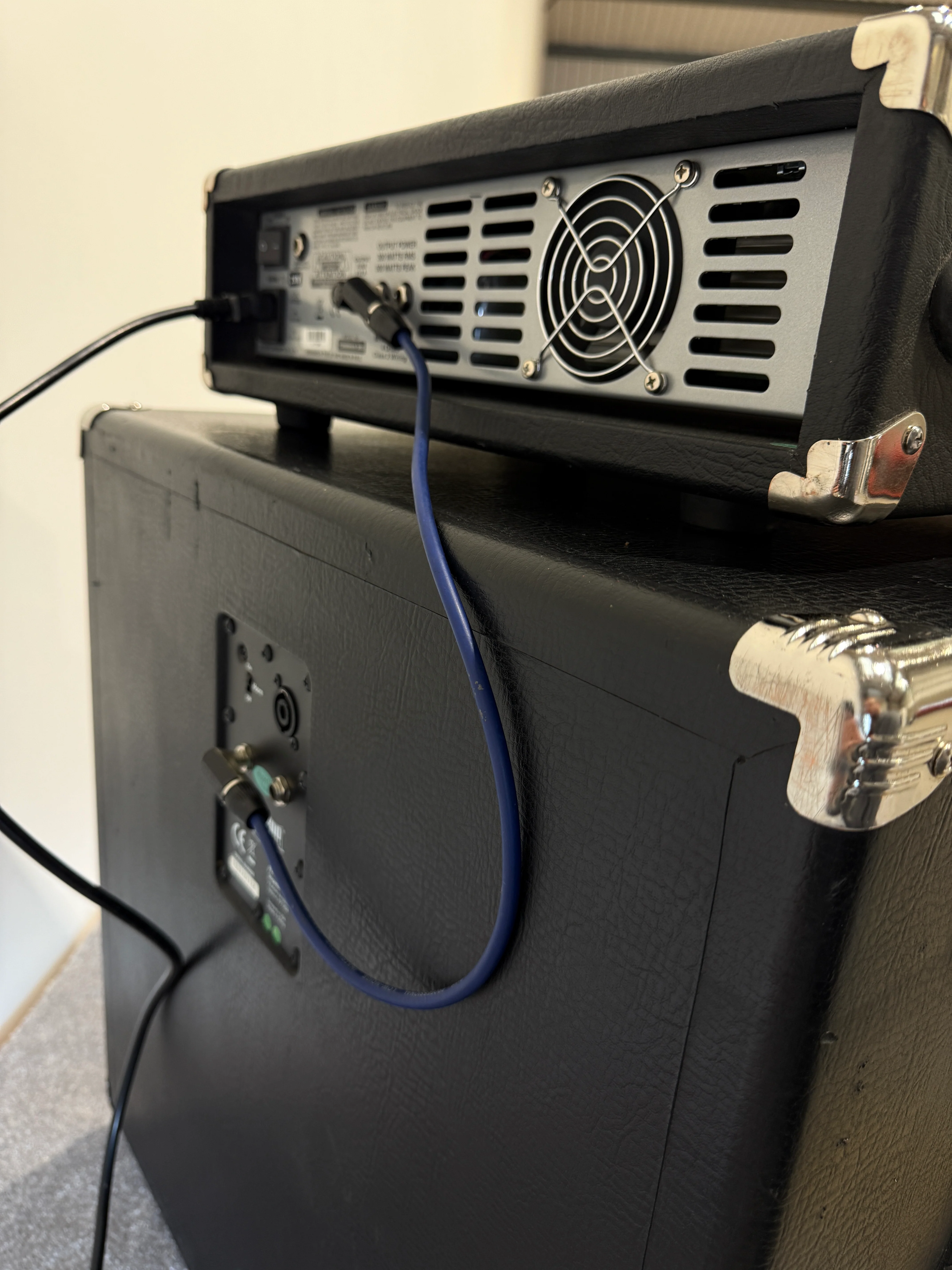 Ashdown Toneman 300 Bass Guitar Amp Head & Kustom Deepend 4x10 Cab - Image 6