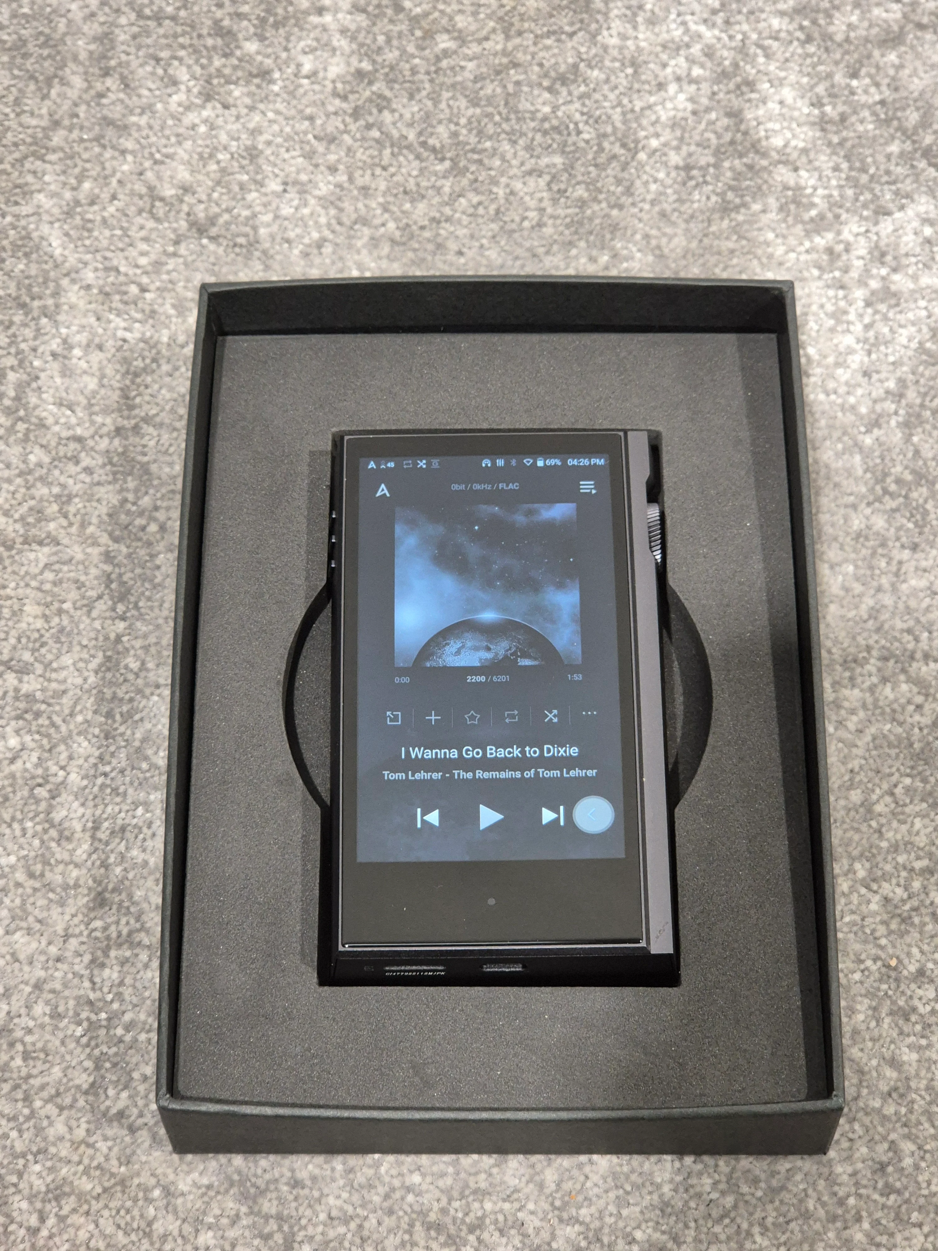 Astell & Kern Kann MAX 64GB - High-Resolution Audio Player w/ Original Box - Image 9