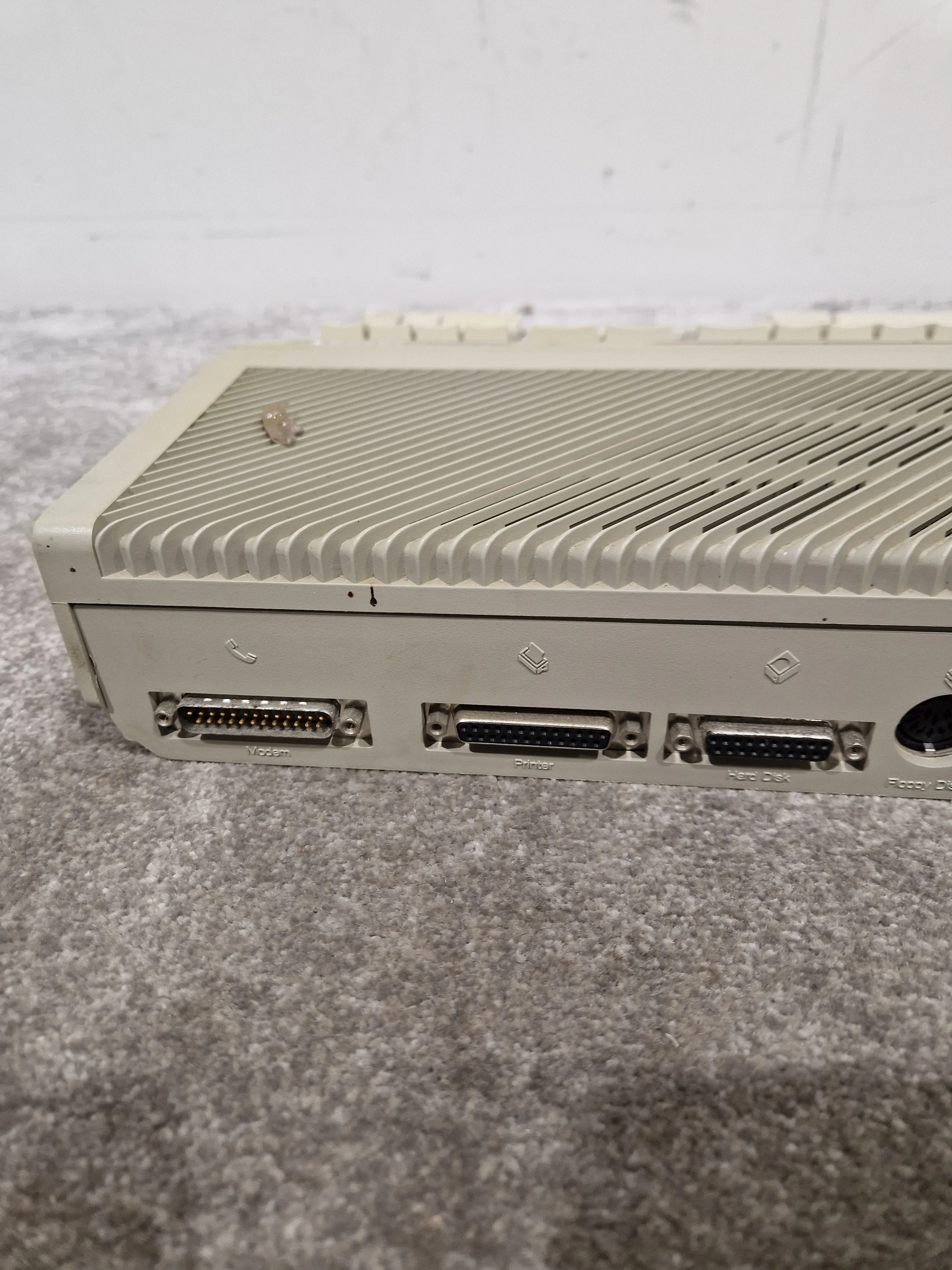 Atari 1040STE - Vintage Home Computer - Spares or Repair - Image 7