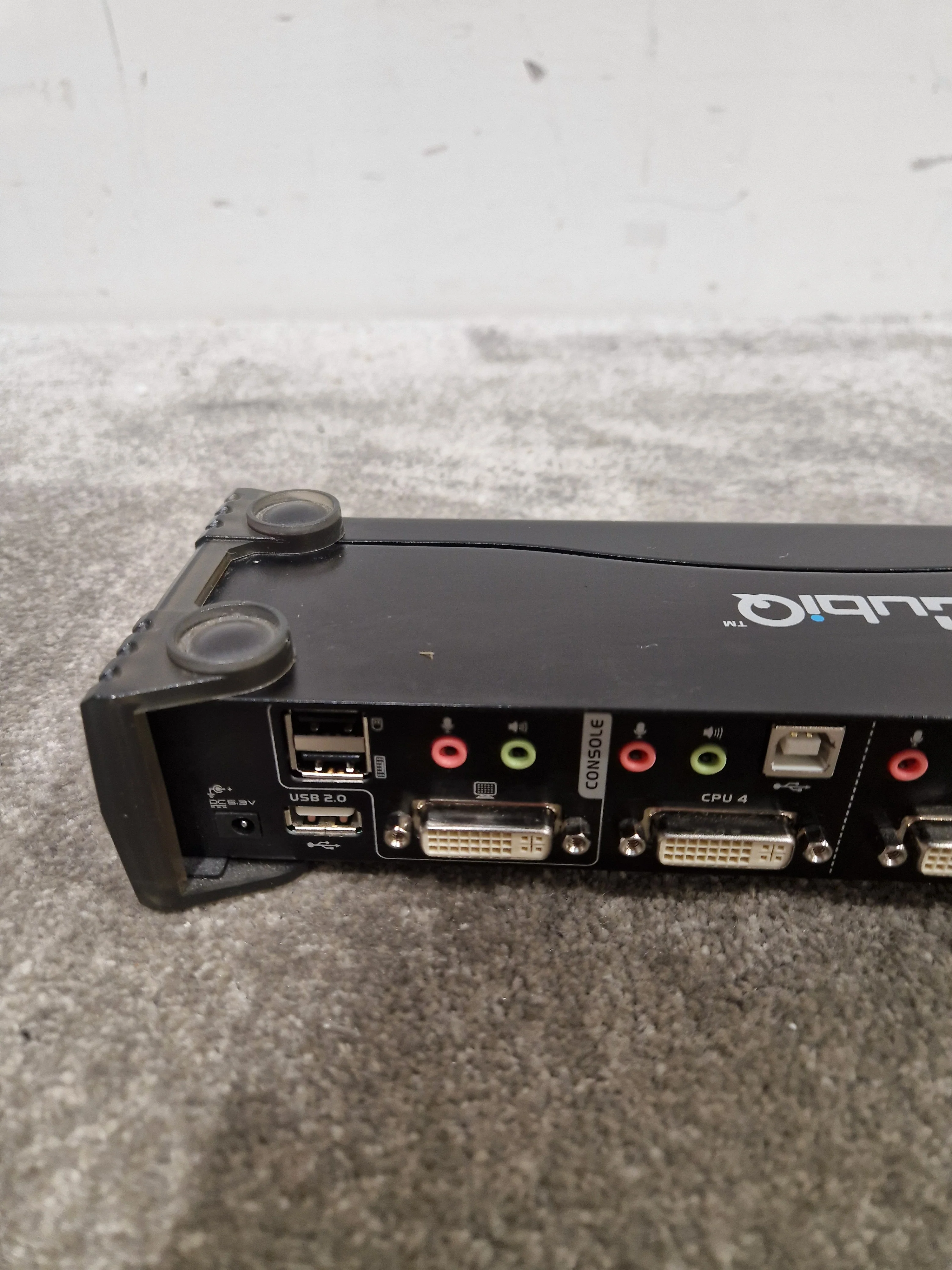 ATEN CubiQ CS1784A - Excellent w/ Original Box - Image 10