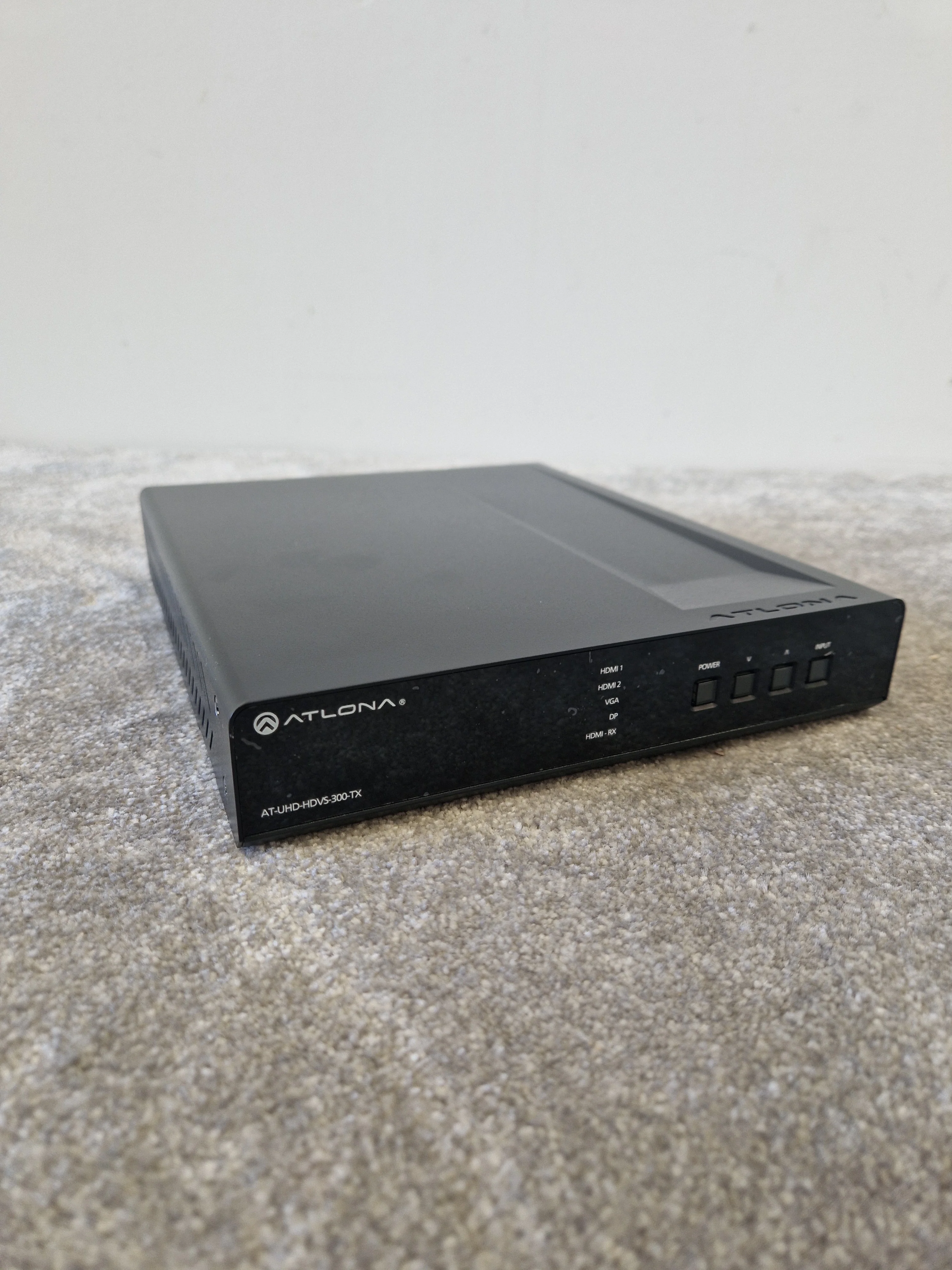 Atlona AT-UHD-HDVS-300-KIT – AV Switching System - Open Box New - Image 3