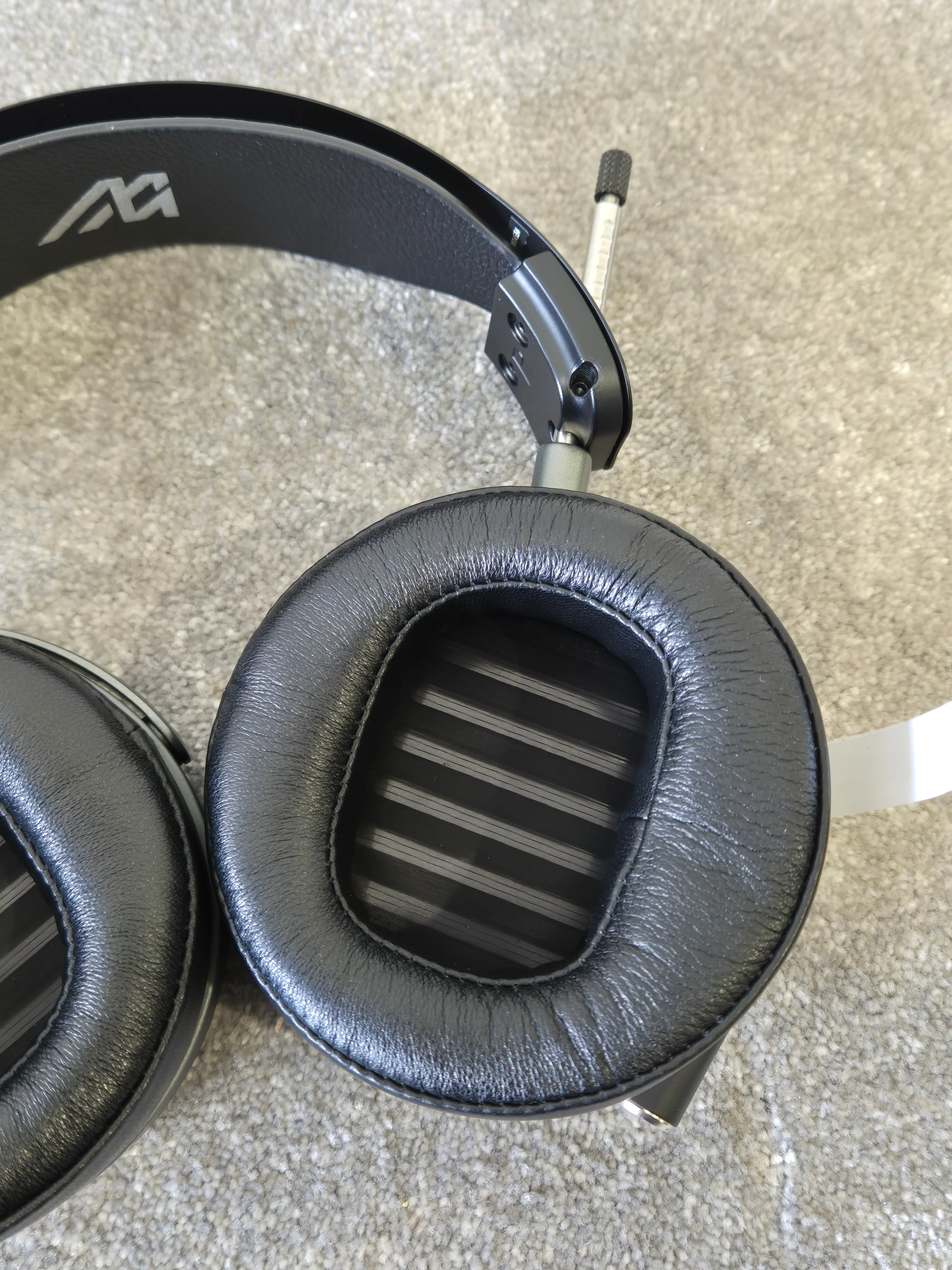 Audeze MM-500 - Professional Open Back Headphones w/ Case - New - Image 10