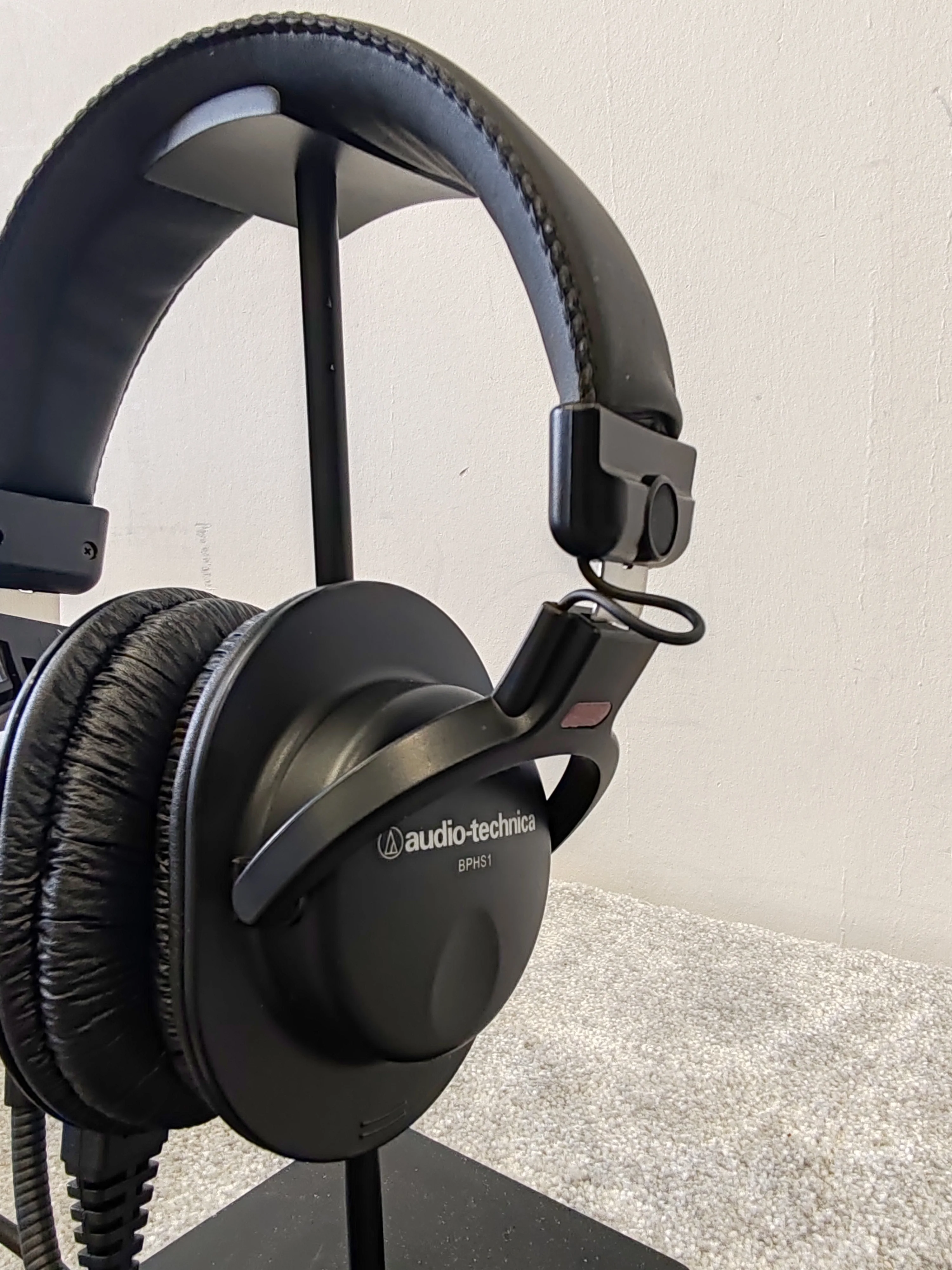 Audio-Technica BPHS1 Broadcast Headset – Cardioid Boom Mic – Excellent - Image 4