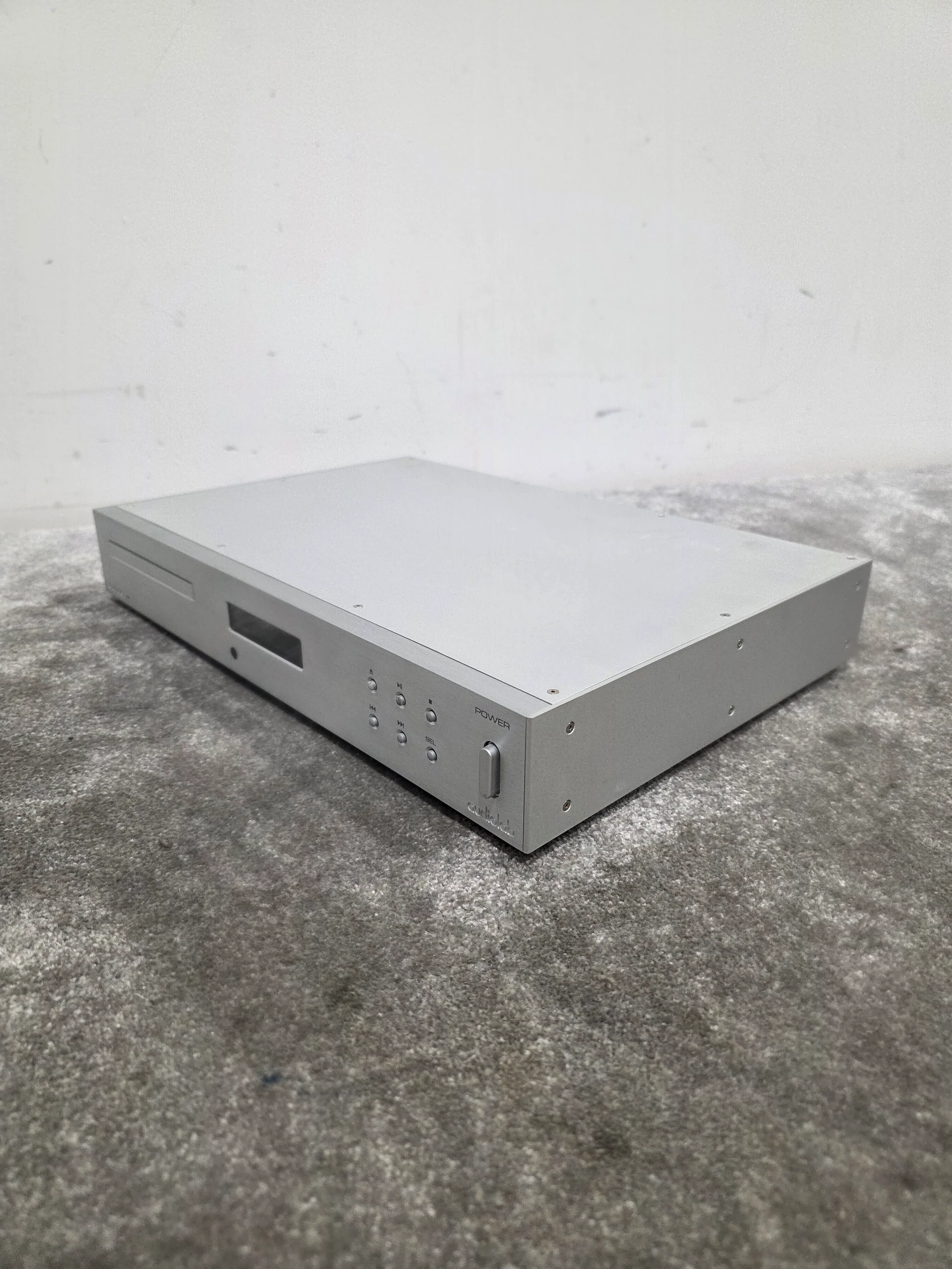 Audiolab 8200CD CD Player - High-Quality DAC - Good w/ Power Supply and Remote Control - Image 12