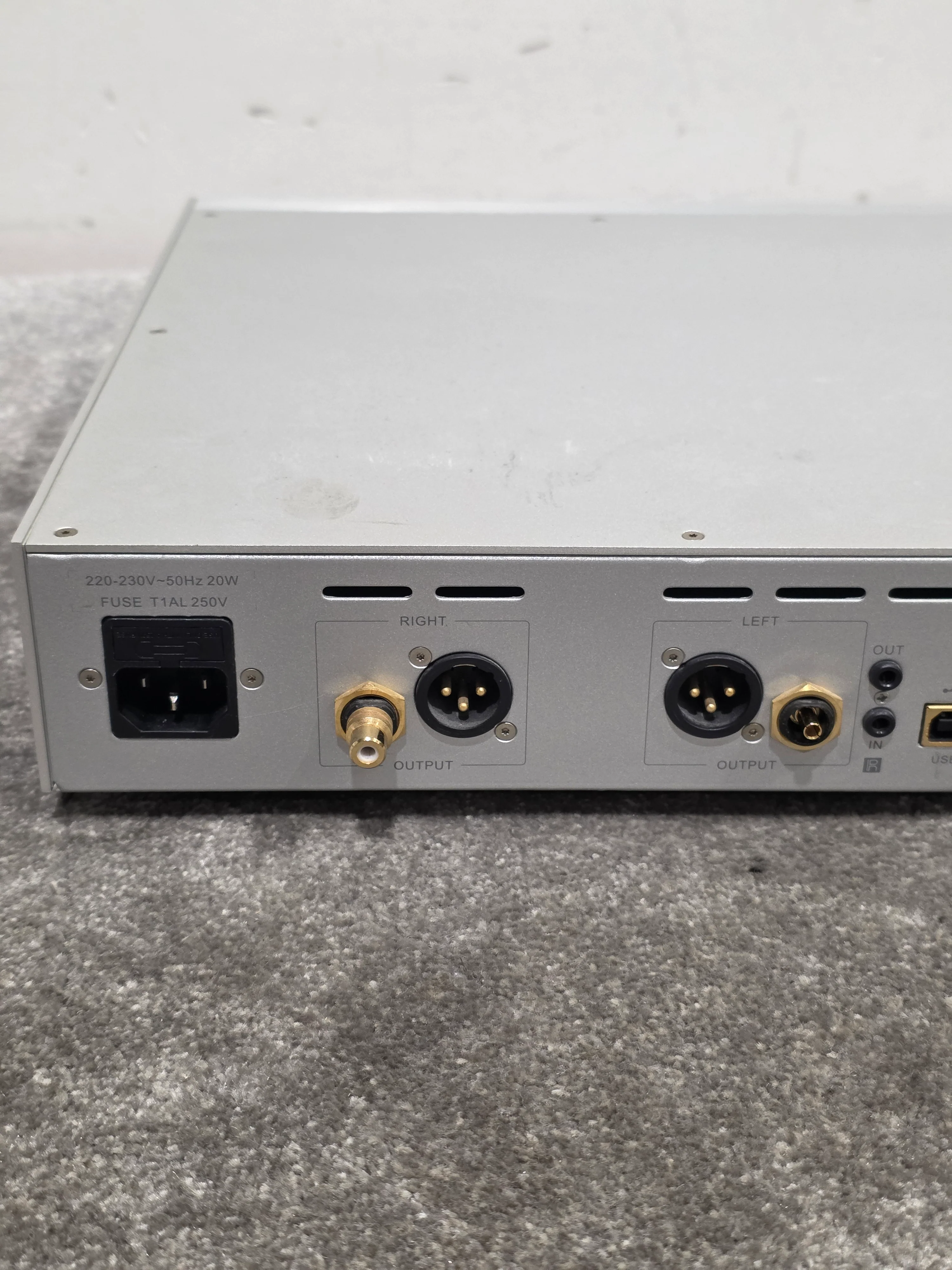 Audiolab 8200CD CD Player - High-Quality DAC - Good w/ Power Supply and Remote Control - Image 9