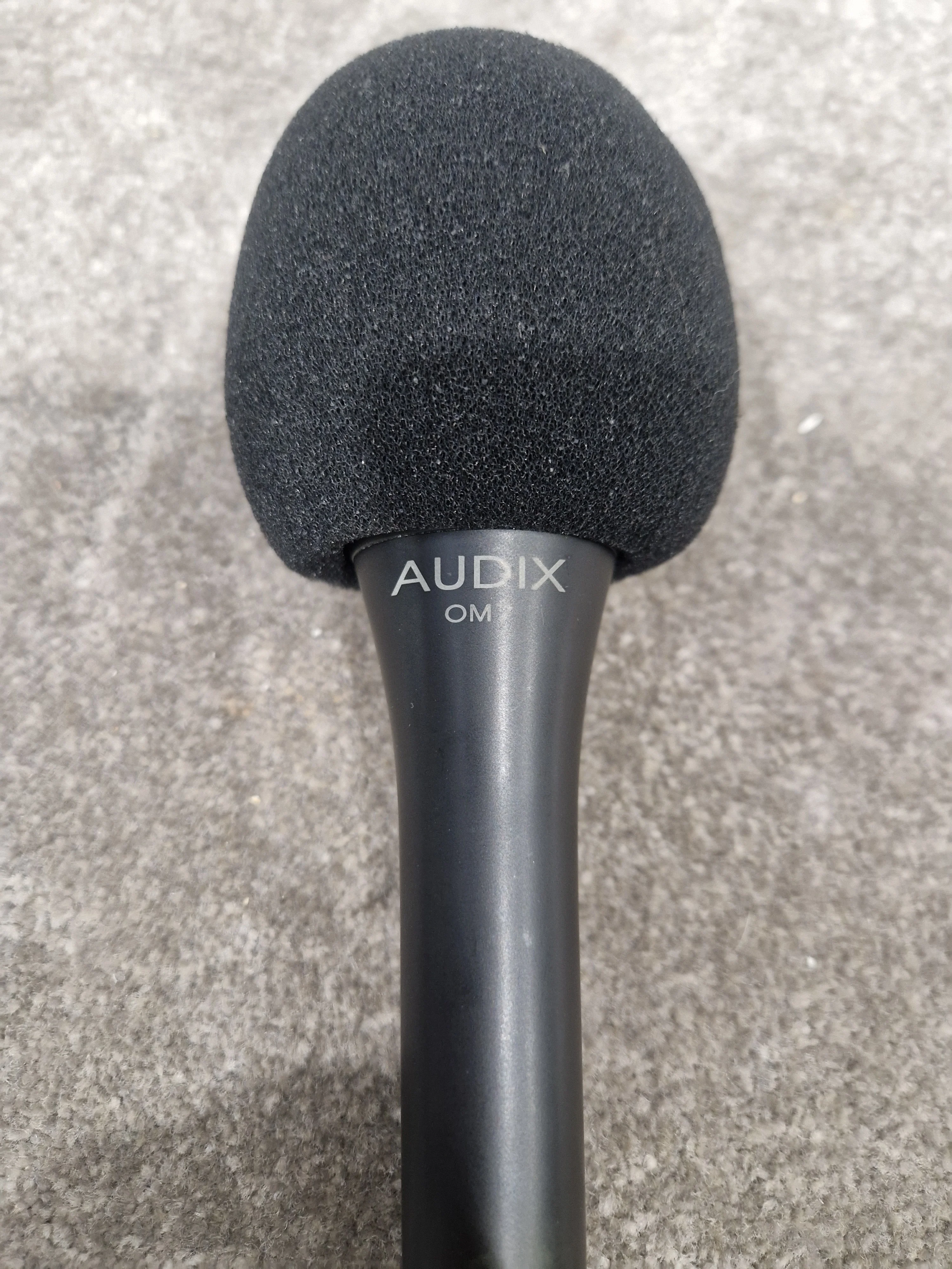 Audix OM7 Dynamic Microphone - Hypercardioid, High SPL - Excellent w/ Soft Case & Mic holder & Mic cover - Image 2