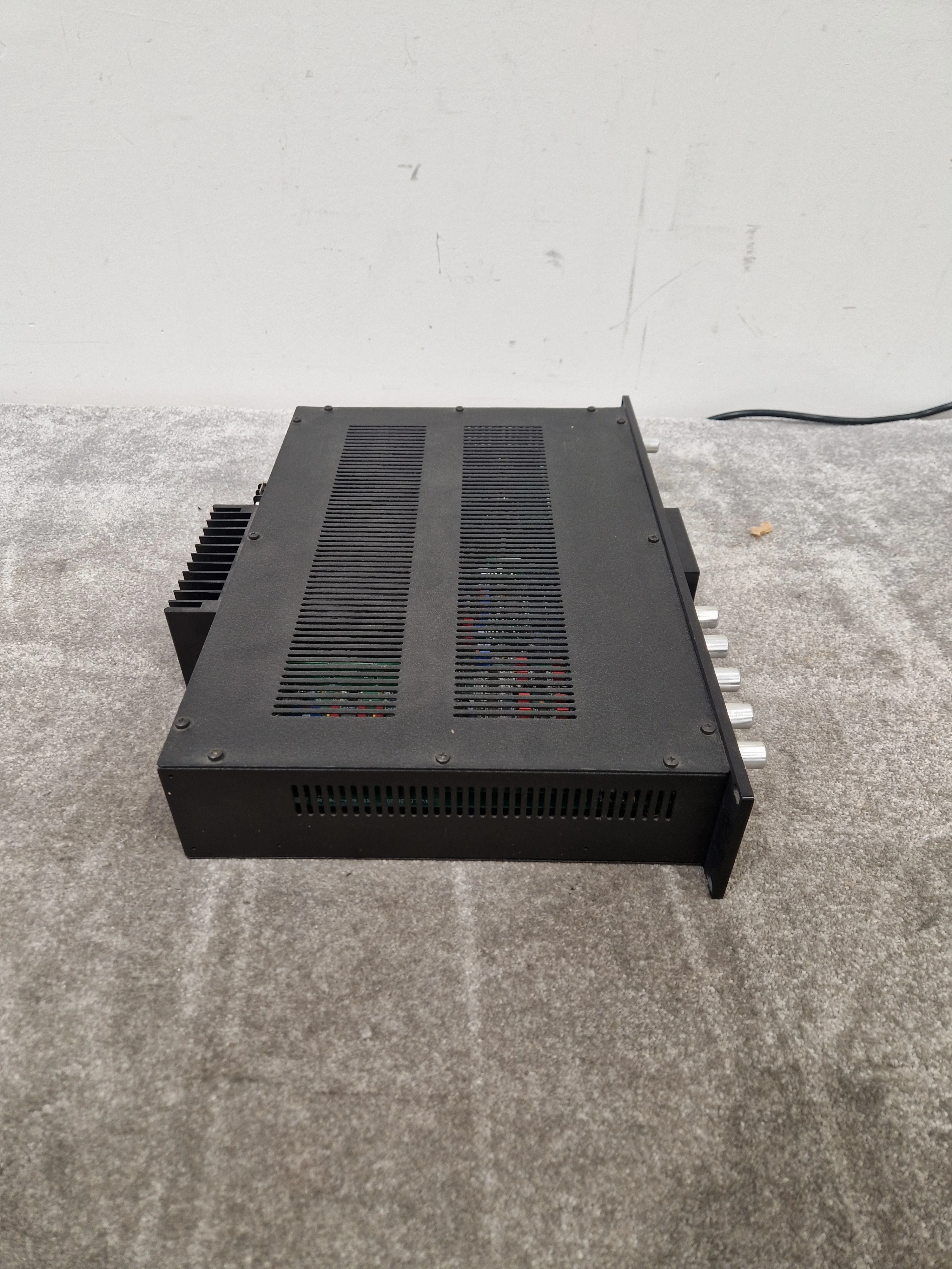 Avalon VT-747SP – Stereo Opto-Compressor & EQ – Excellent w/ Box & PSU - Image 9