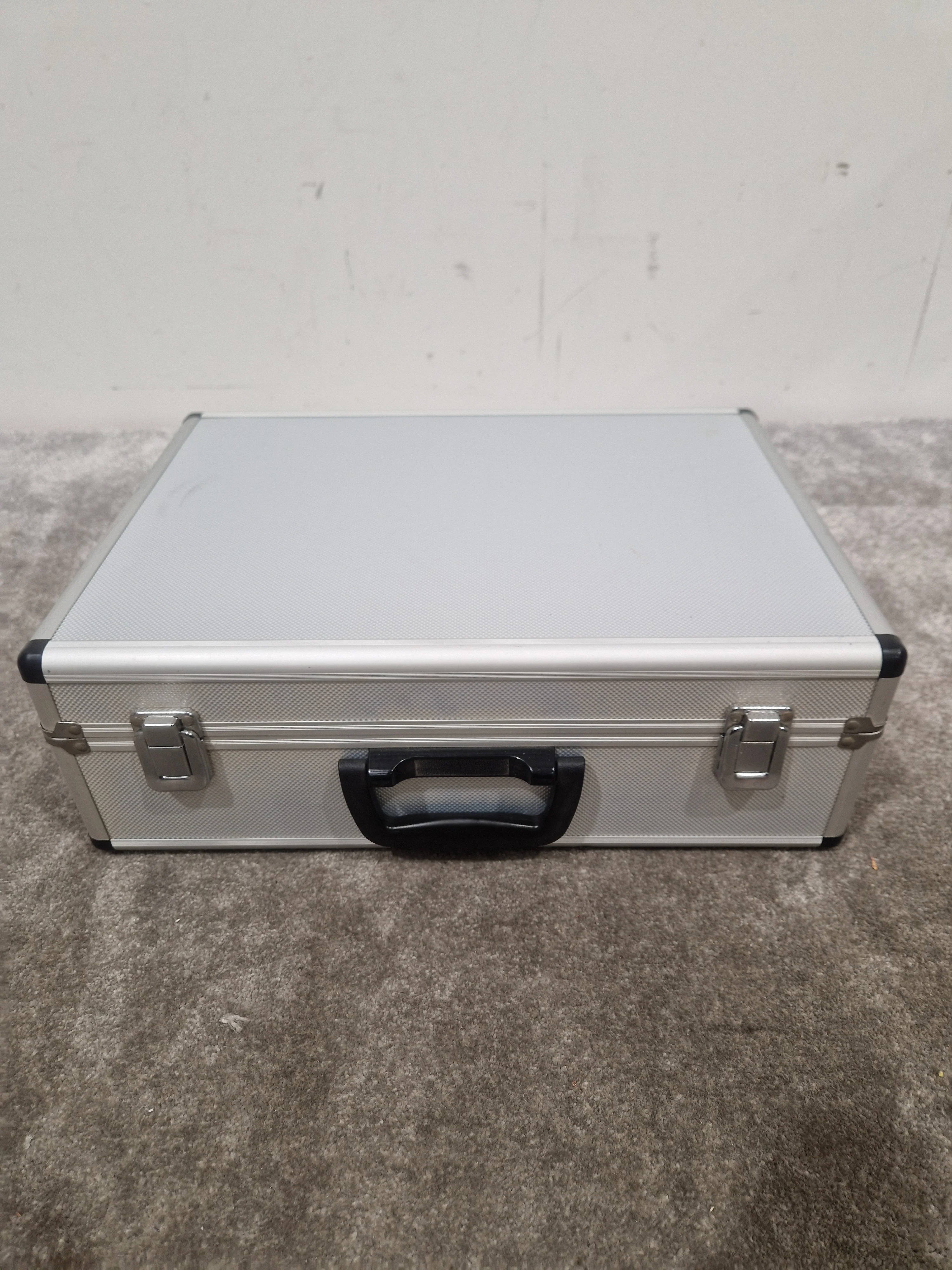 Avantone PS12 And CV-12 - Studio Condenser Microphone - Excellent w/ Hard Case & Microphone Hard case - Image 9