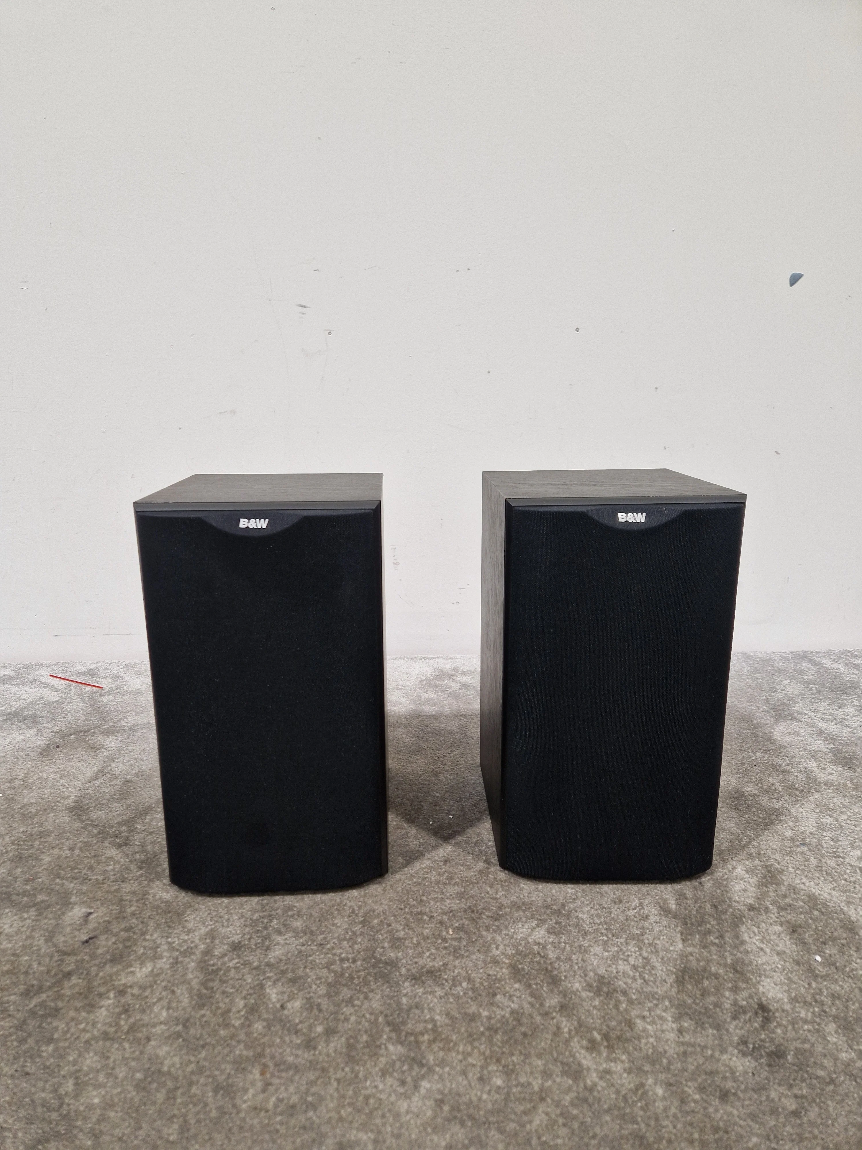 B&W DM601 Pair Speakers - Bookshelf Design - Excellent w/ Original Box - Image 4
