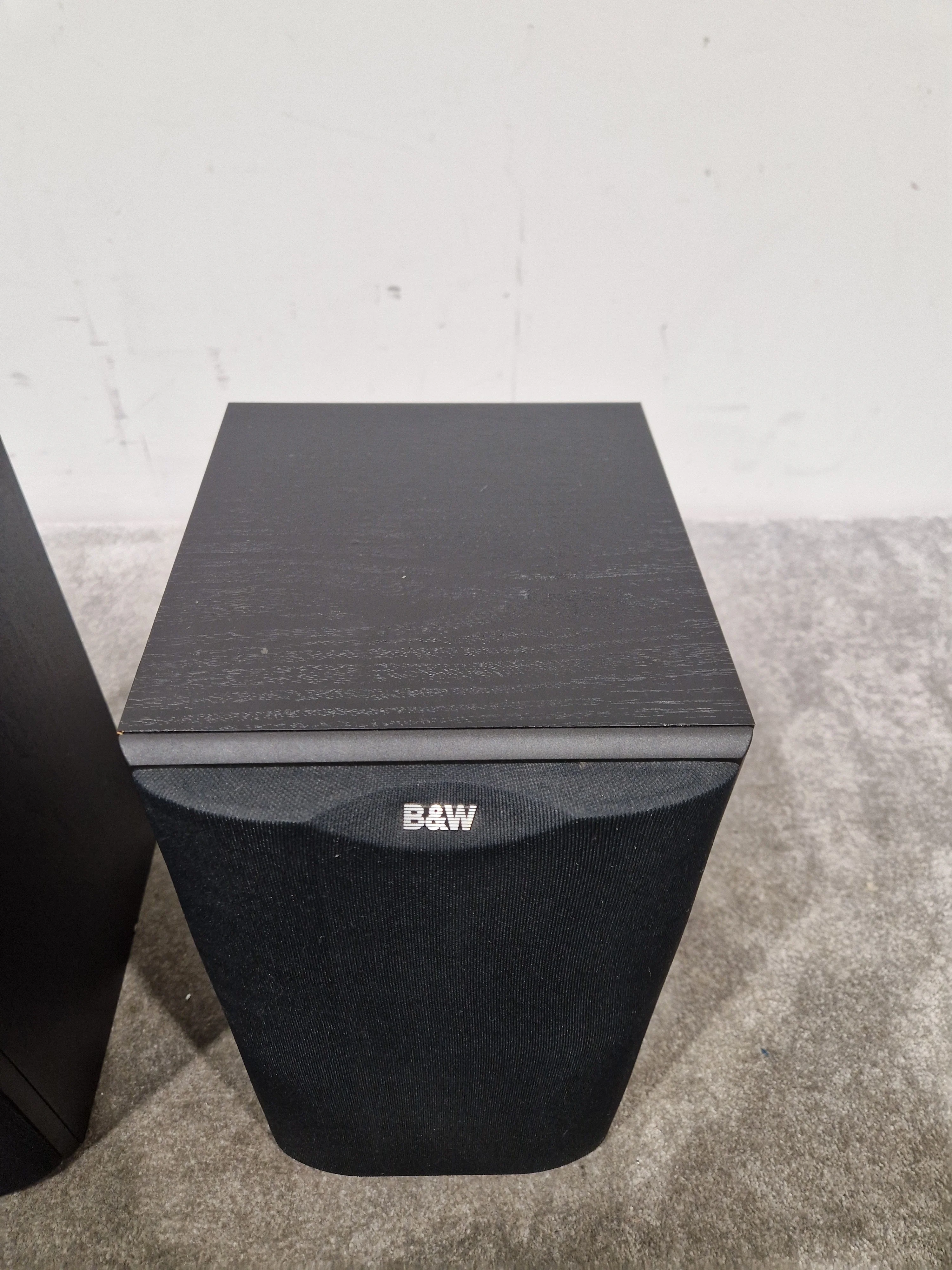 B&W DM601 Pair Speakers - Bookshelf Design - Excellent w/ Original Box - Image 9