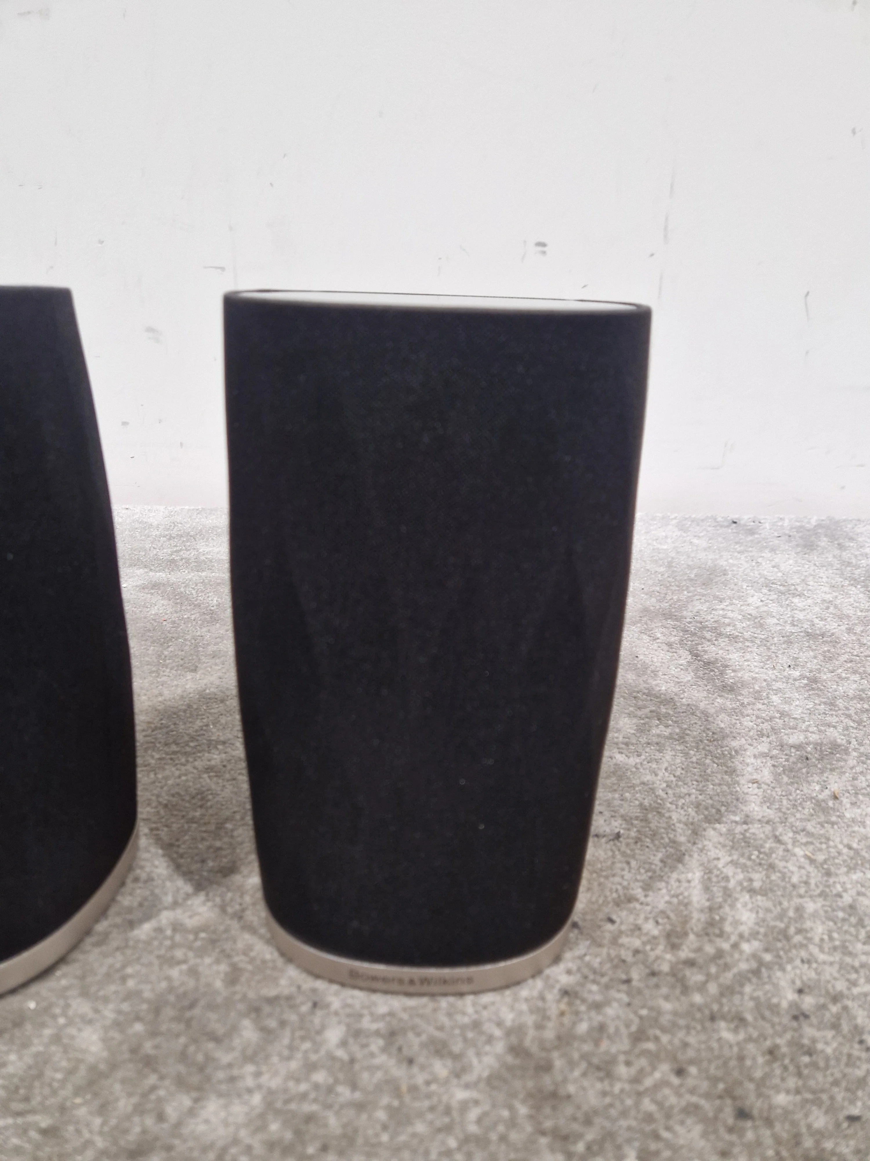B&W Formation Flex Pair - Wireless Speakers - Pair - Black - Excellent w/ Original Box, Cables & Manuals - Image 2
