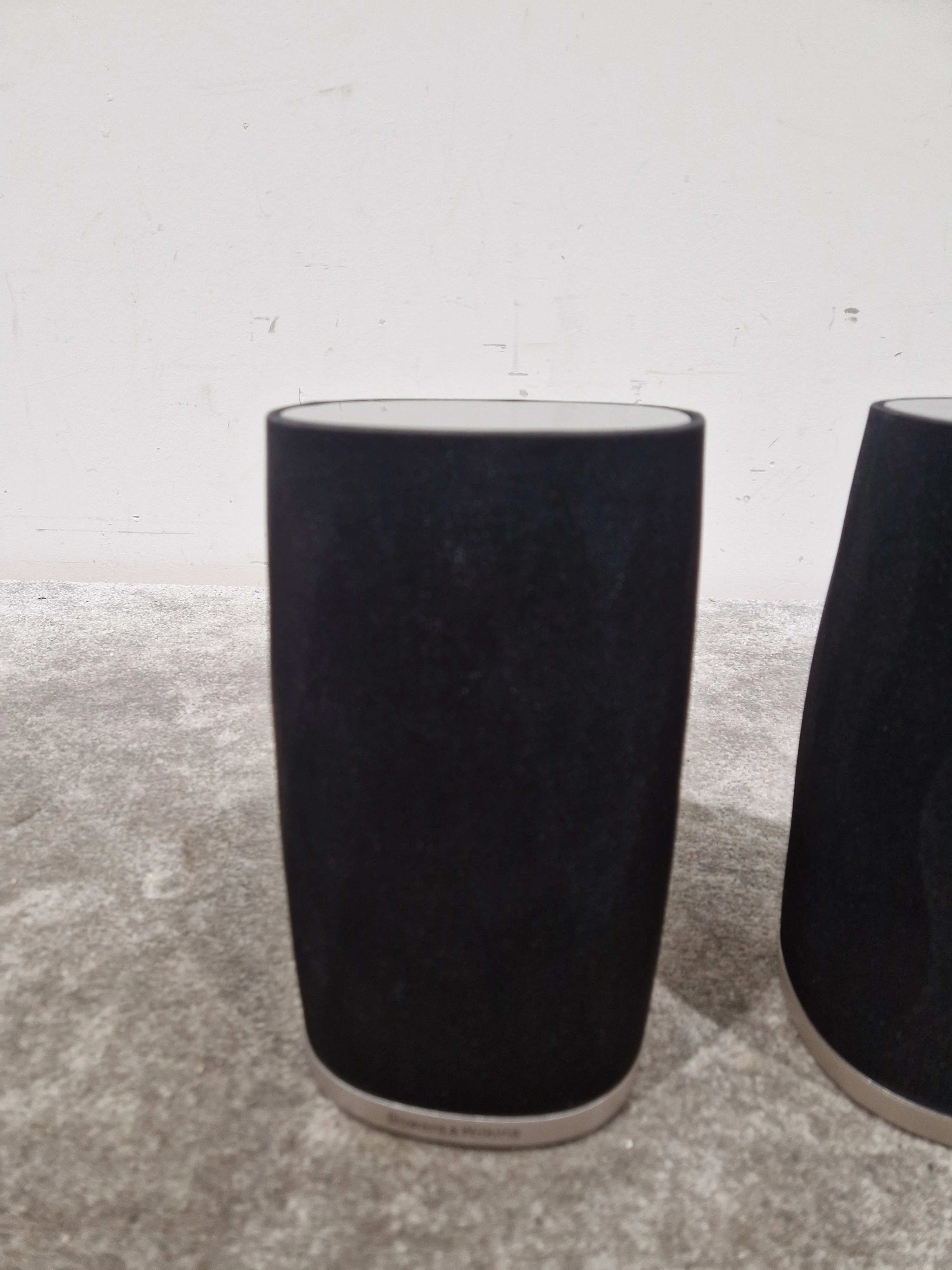 B&W Formation Flex Pair - Wireless Speakers - Pair - Black - Excellent w/ Original Box, Cables & Manuals - Image 3
