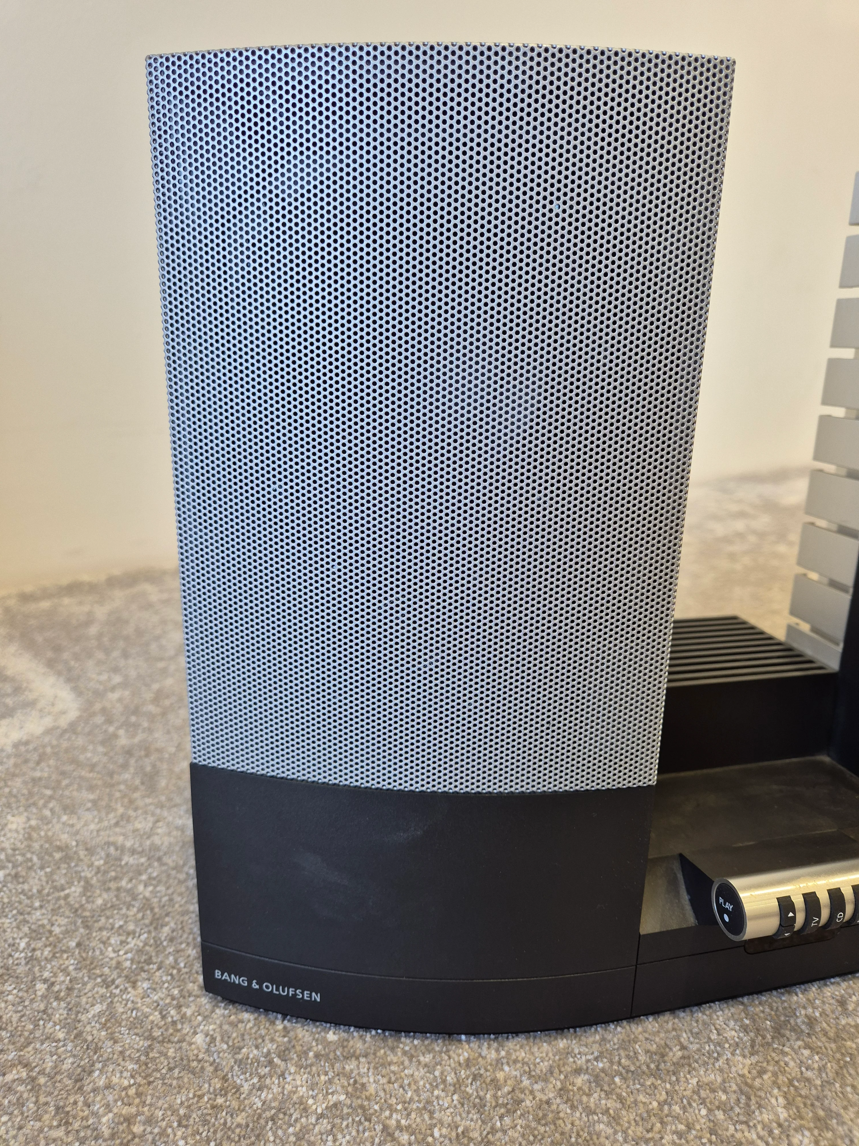 Bang & Olufsen BeoLab 2000 Link - Compact and Versatile Audio System - Image 3
