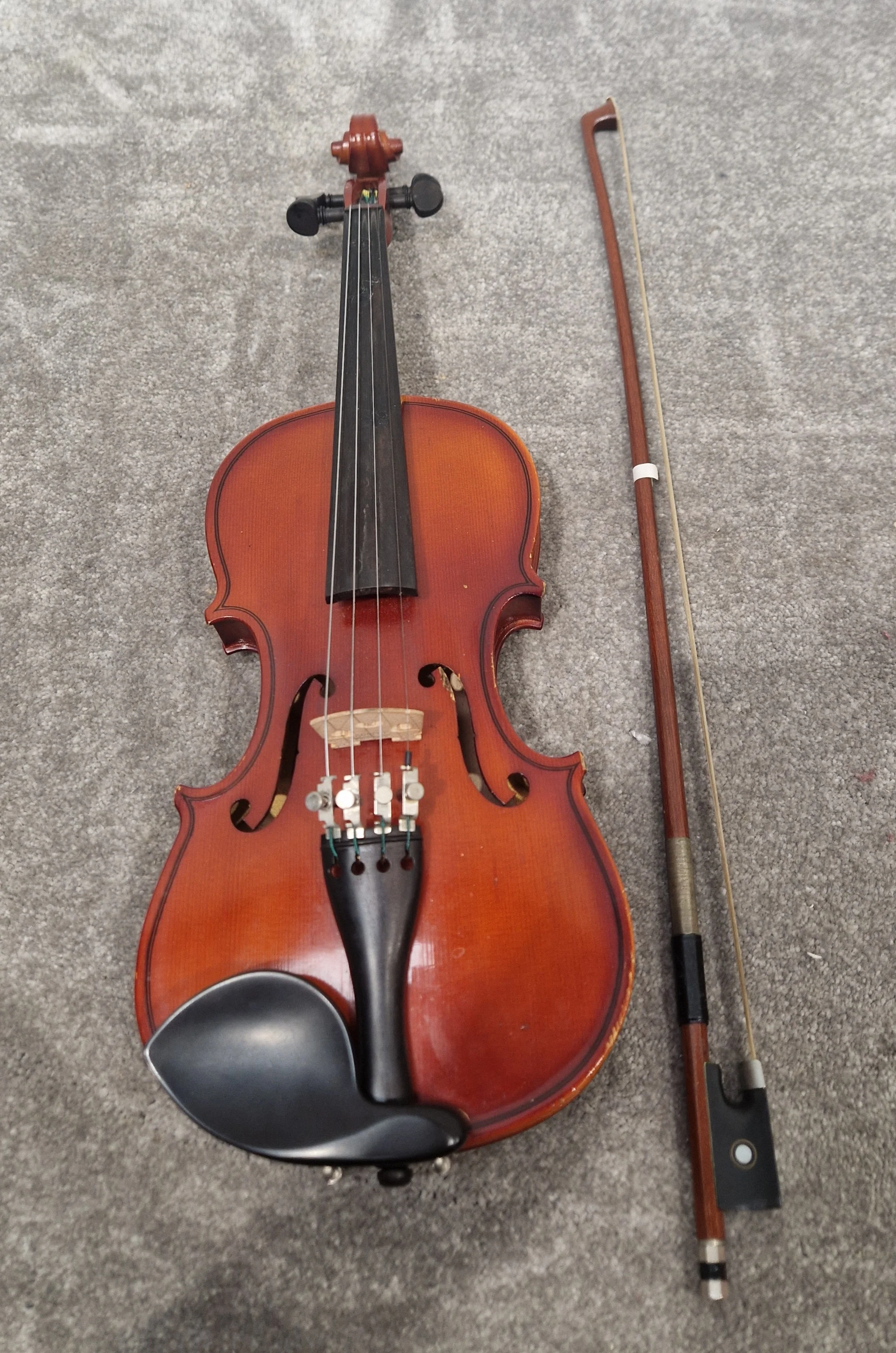 Bankeri Stradivari Model Violin – Seoul Anno 1998 – Good w/ Case - Image 2