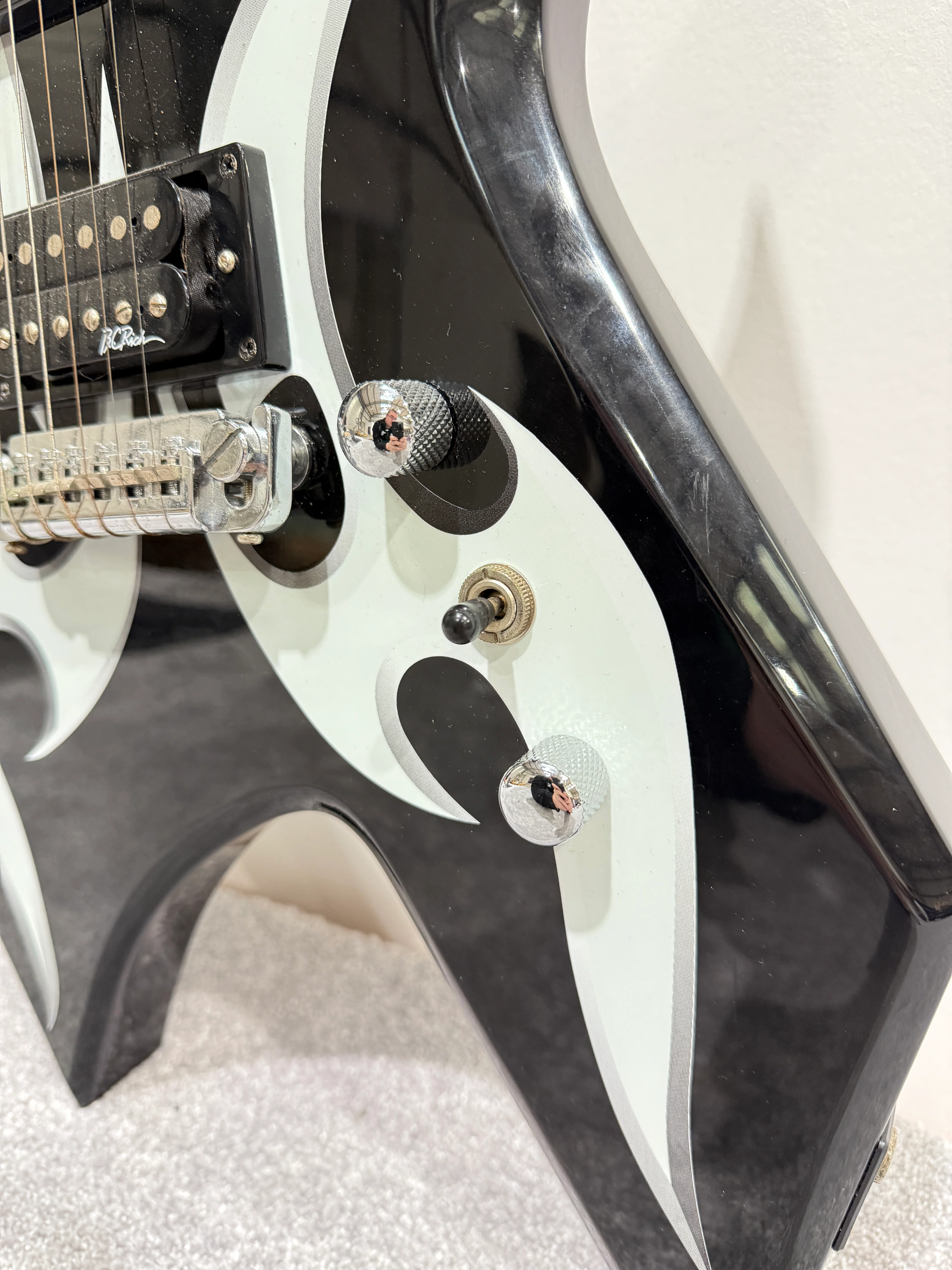 BC Rich Warlock Metal Electric Guitar with New Strap, Strings and Softcase - Image 5