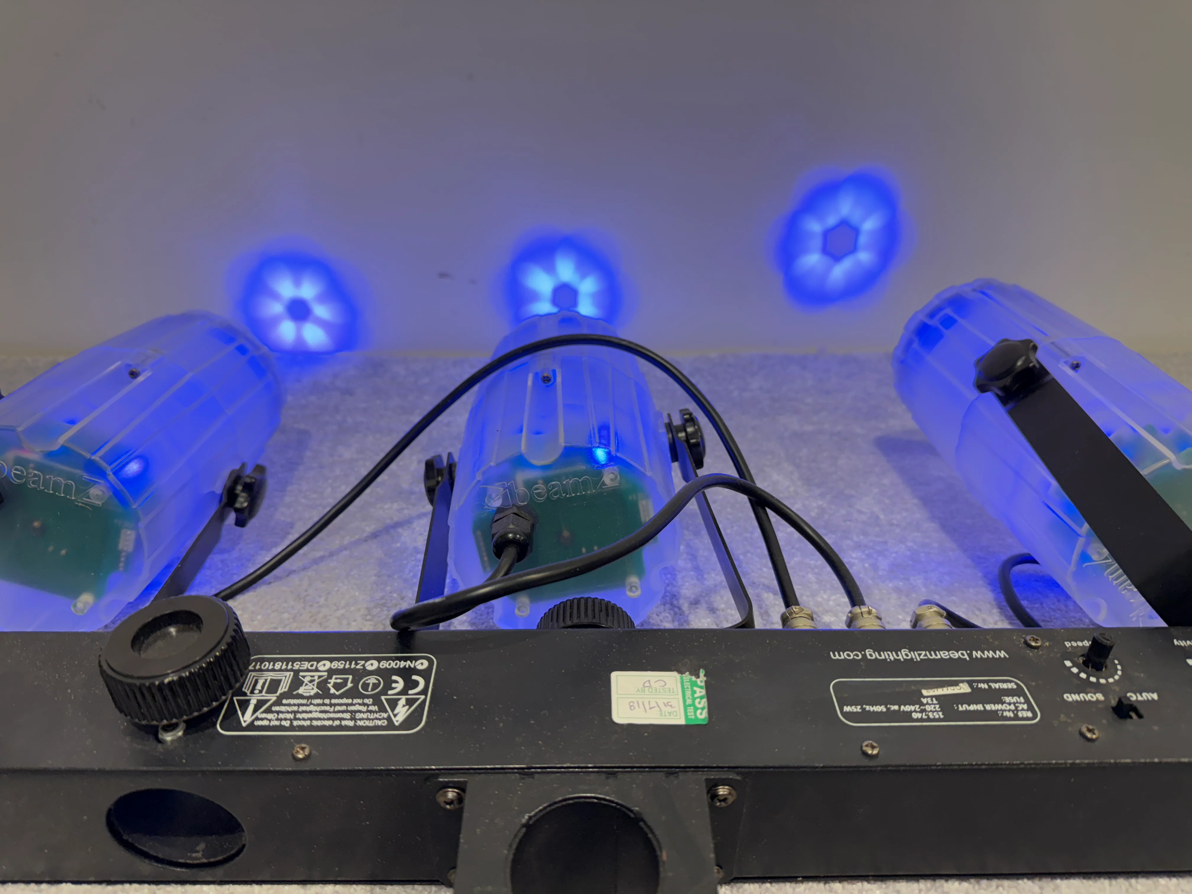 Beamz 3Some CL Lighting 153.740 Disco Lights LED - Sound Responsive with Built In Mic - Image 7