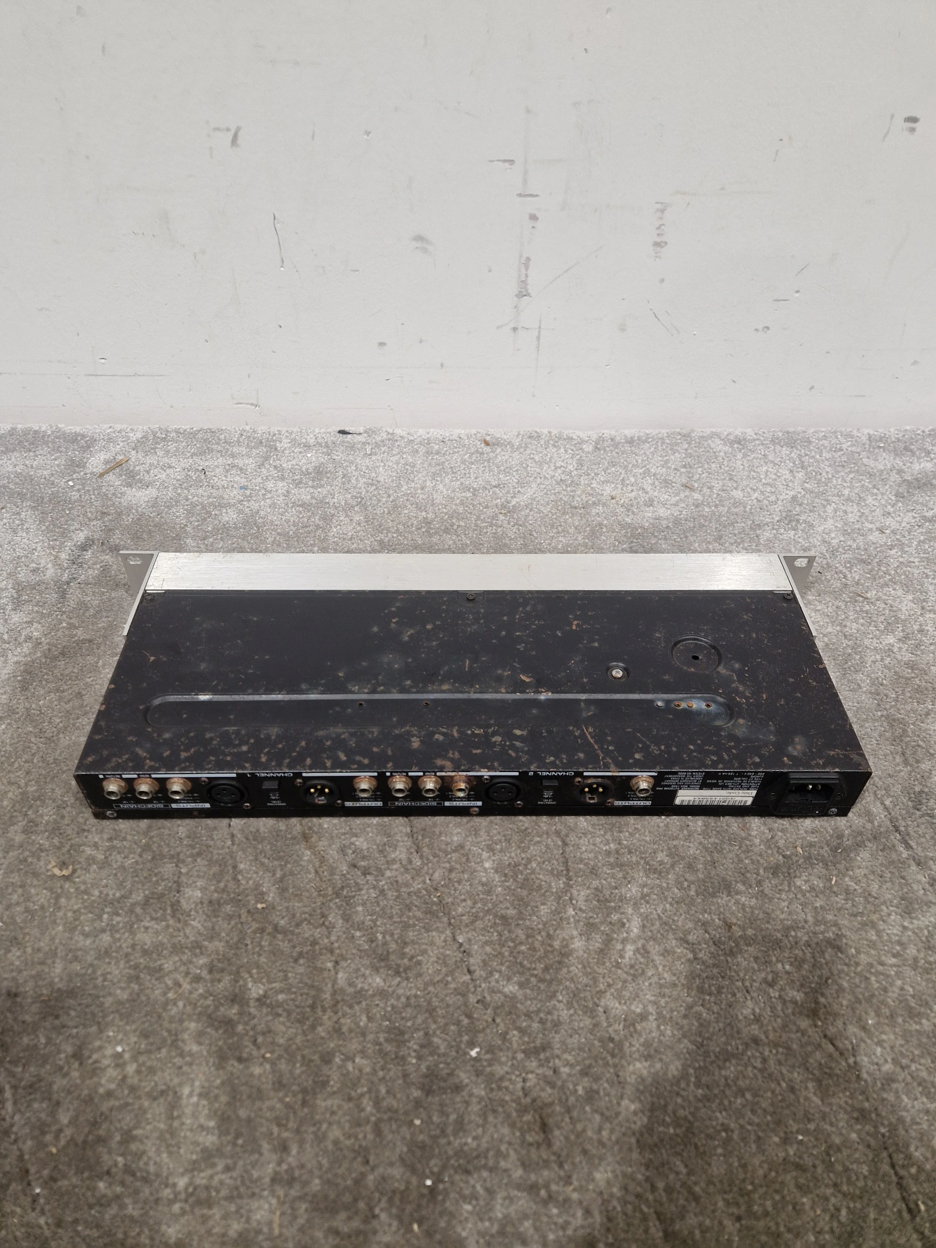 Behringer Autocom Pro MDX 1400 - Audio Dynamics Processor - Fair - Image 21