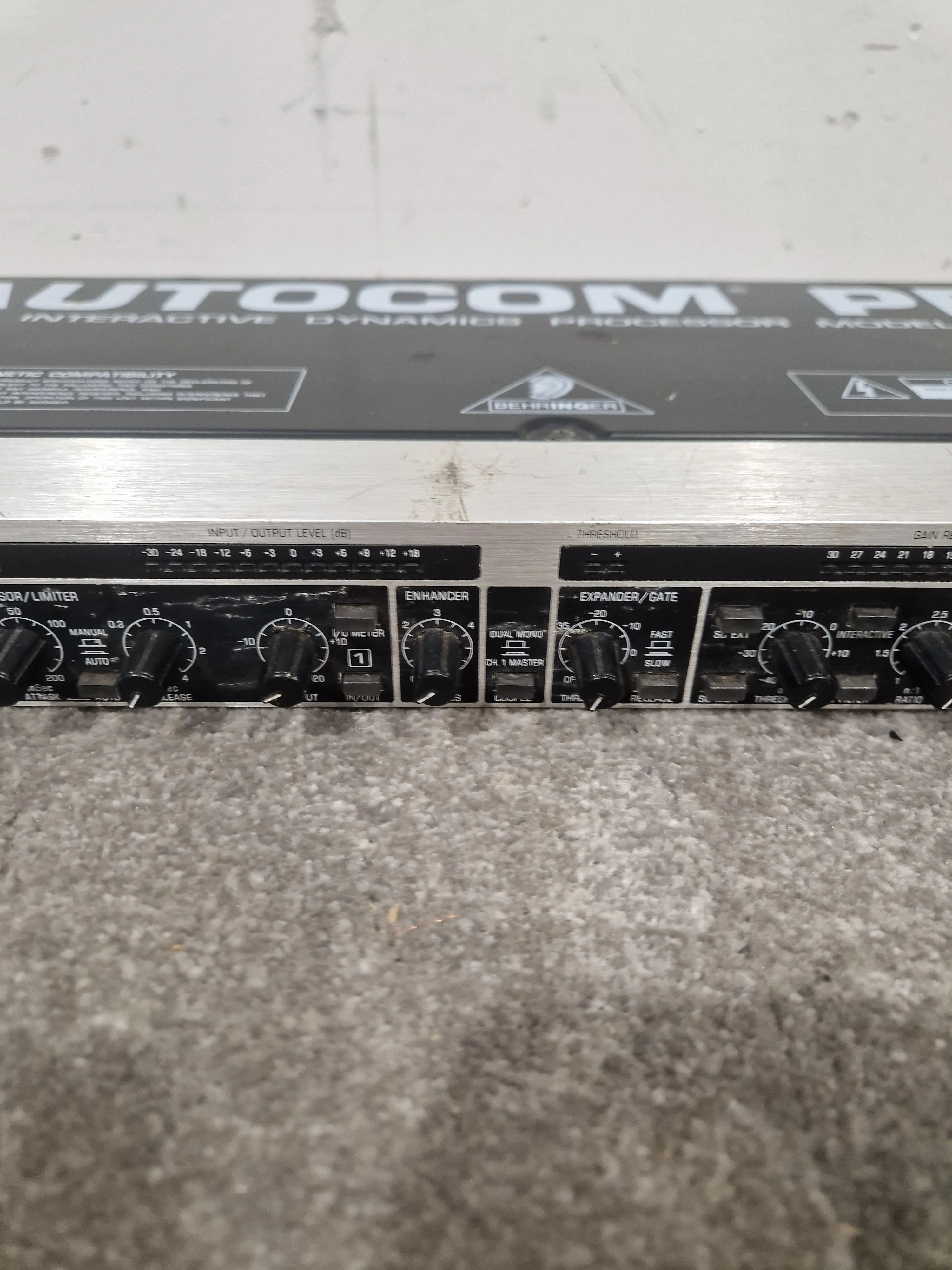 Behringer Autocom Pro MDX 1400 - Audio Dynamics Processor - Fair - Image 4