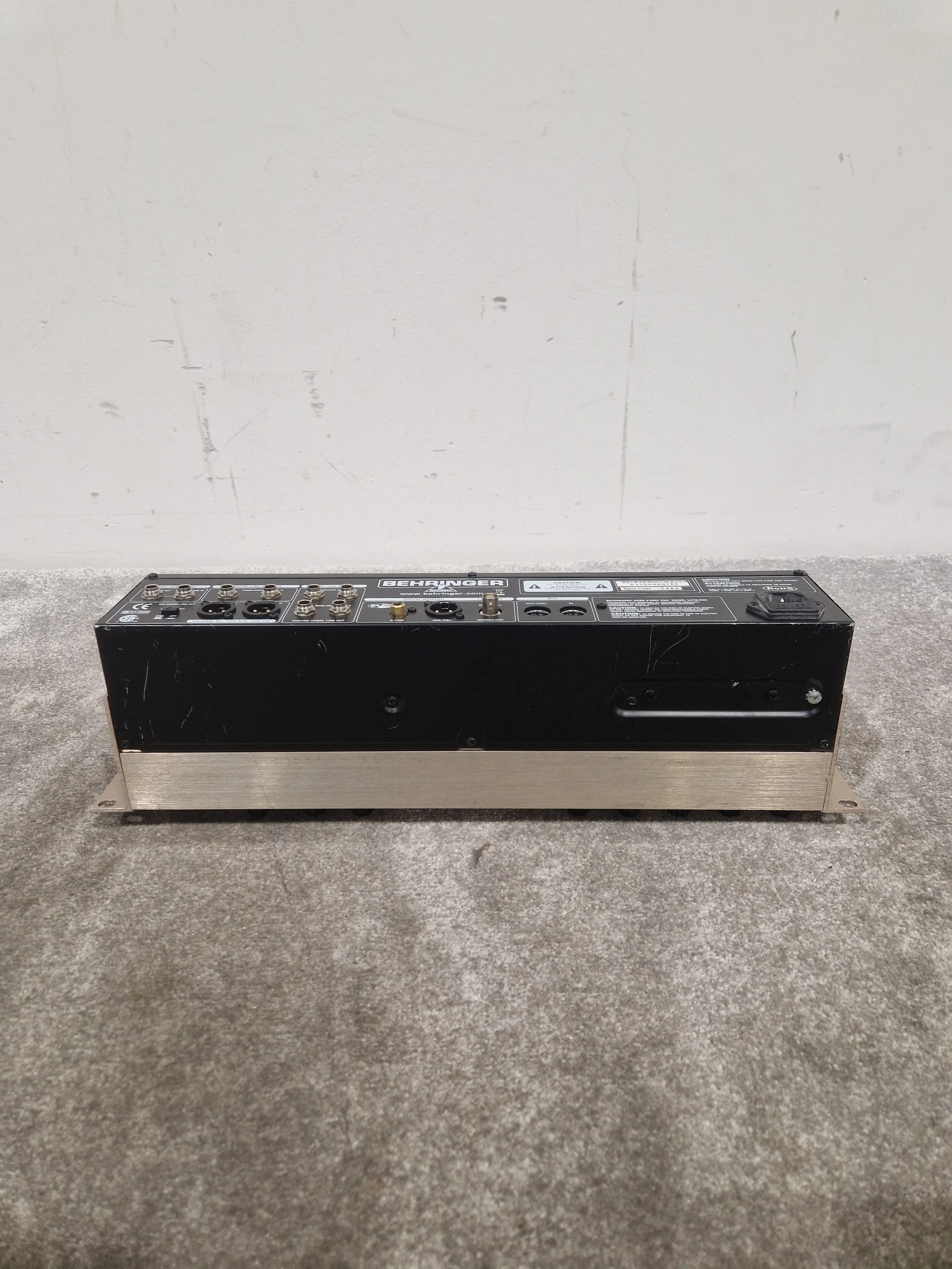 Behringer Bass V-AMP Pro Effects Processor - Multi-Effects - Excellent w/ Power Supply - Image 11