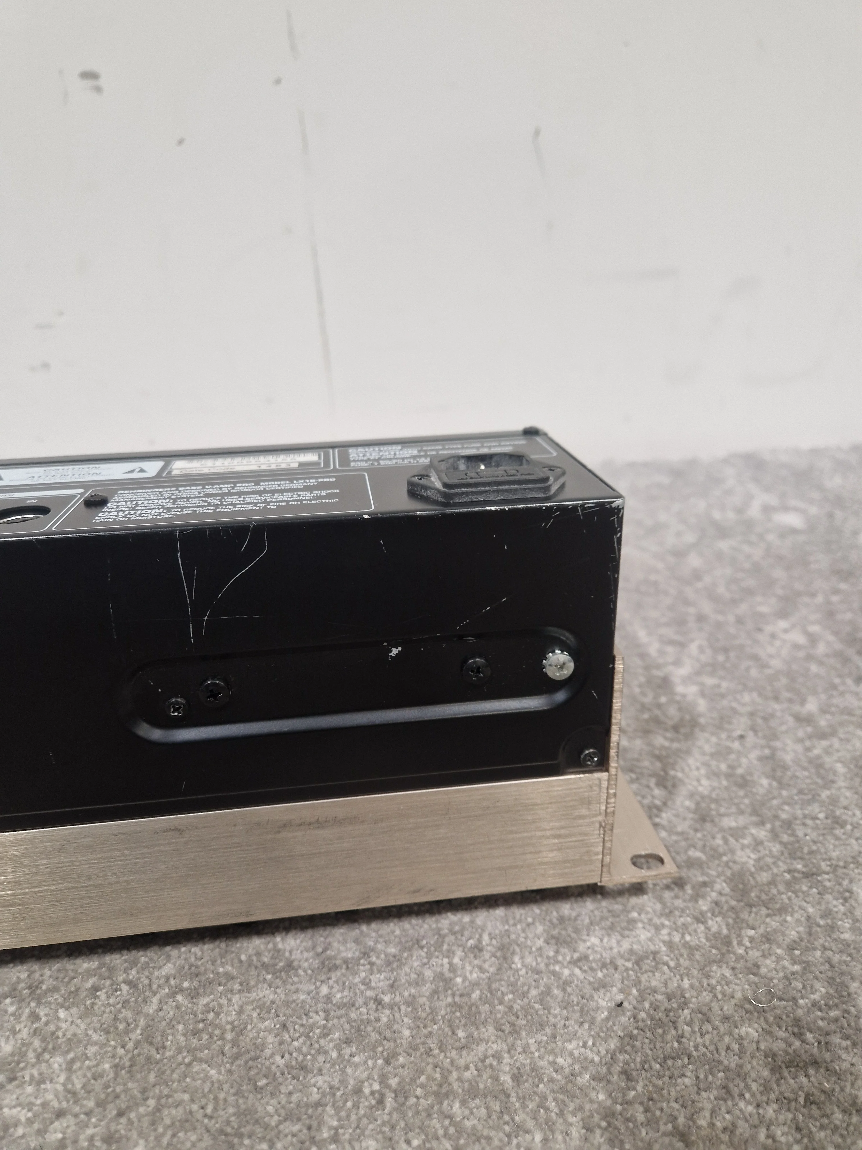Behringer Bass V-AMP Pro Effects Processor - Multi-Effects - Excellent w/ Power Supply - Image 12