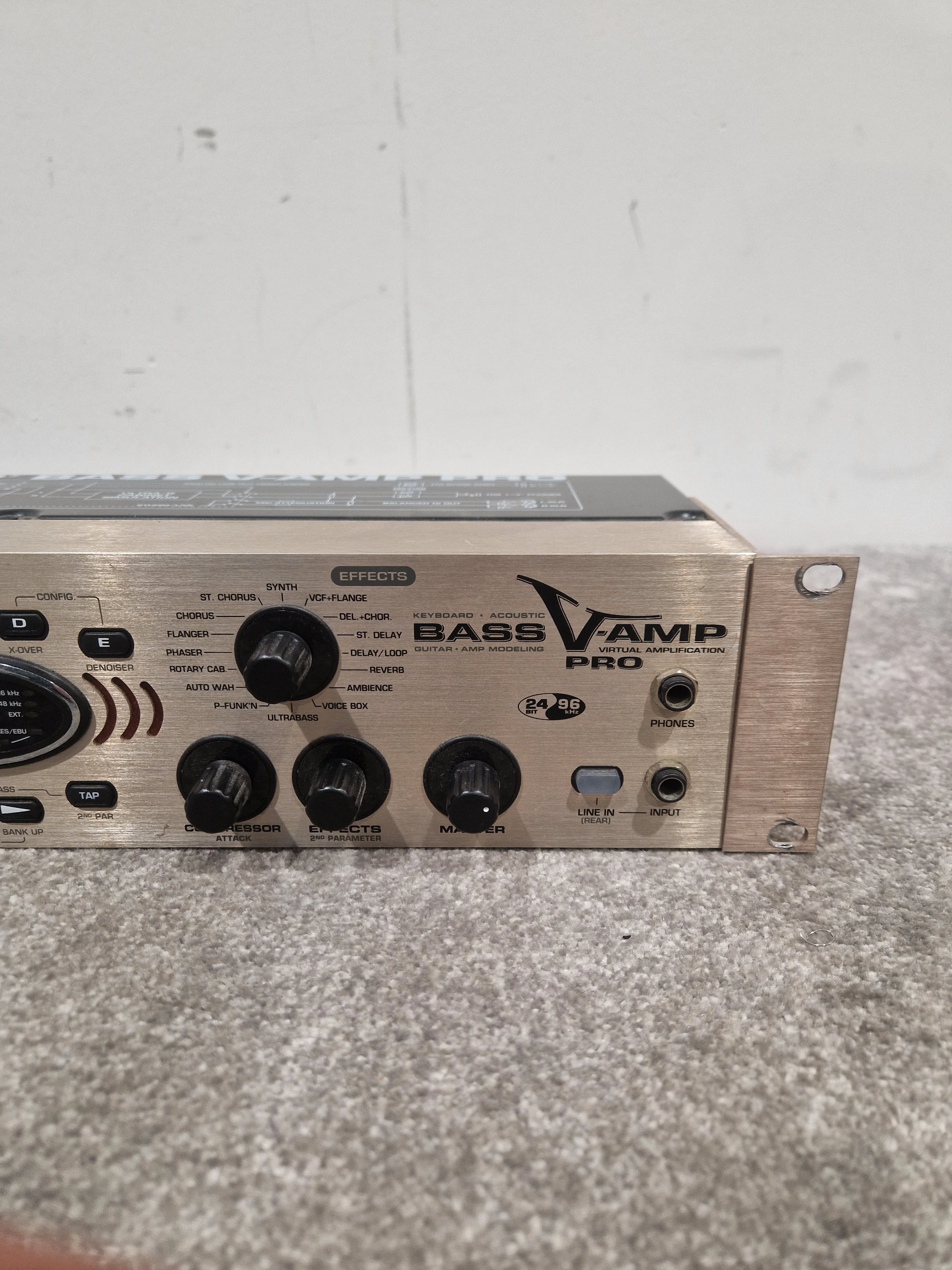 Behringer Bass V-AMP Pro Effects Processor - Multi-Effects - Excellent w/ Power Supply - Image 3