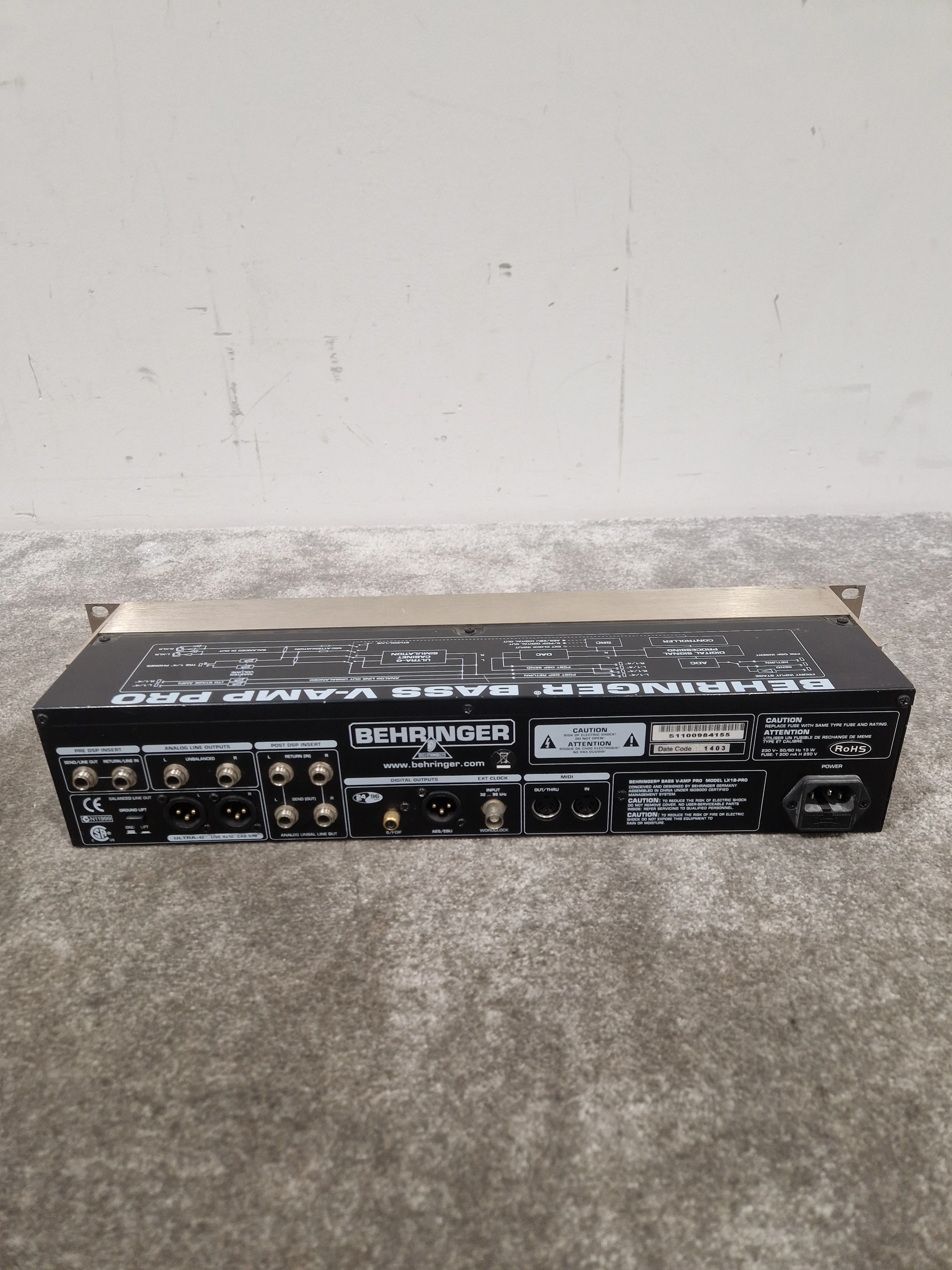 Behringer Bass V-AMP Pro Effects Processor - Multi-Effects - Excellent w/ Power Supply - Image 7
