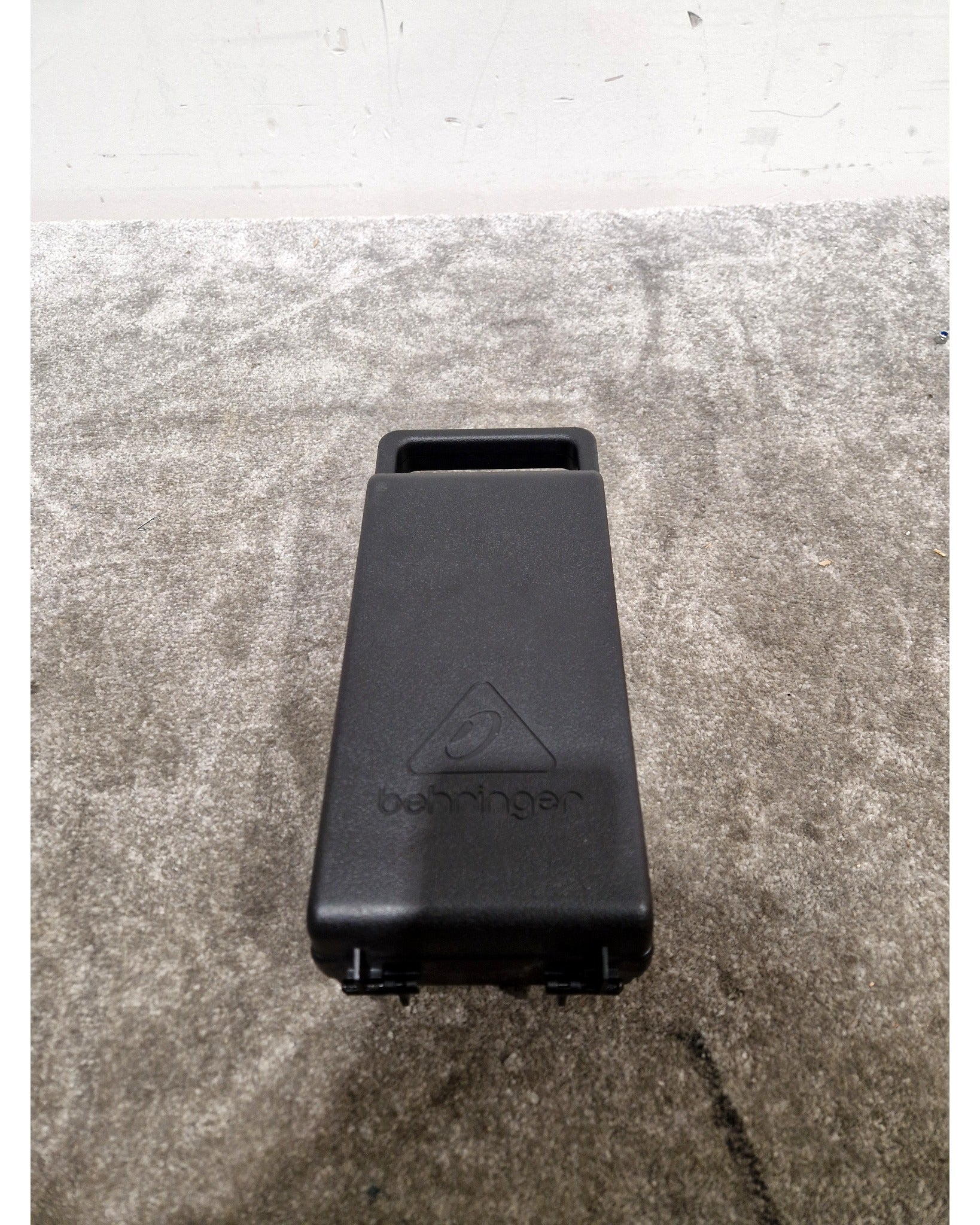 Behringer C-1 - Studio Condenser Microphone - Excellent w/ Hard Case, Original Box & Manuals - Image 11