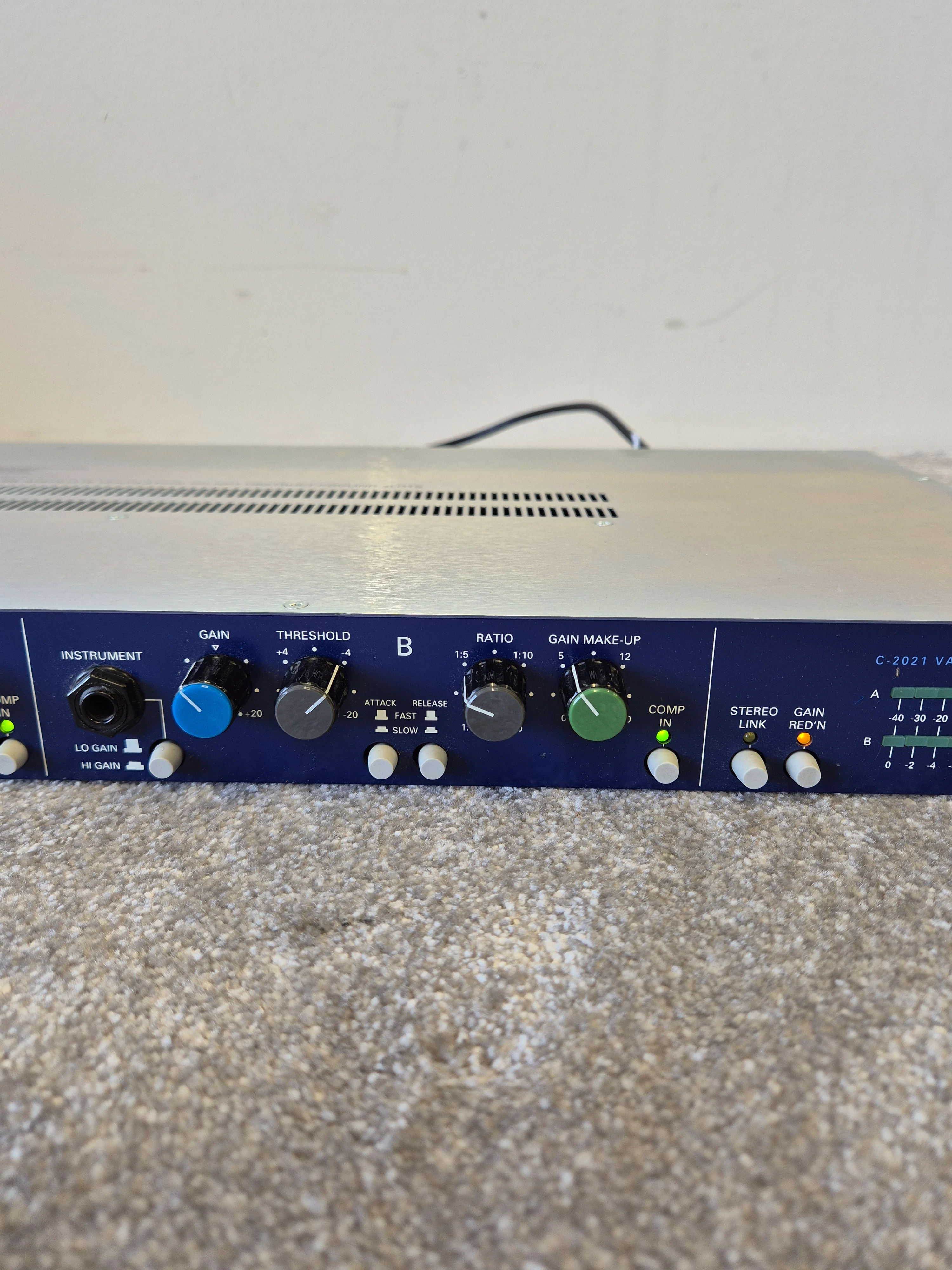TL Audio C-2021 Valve Compressor - Dual-Channel Compressor - Image 3