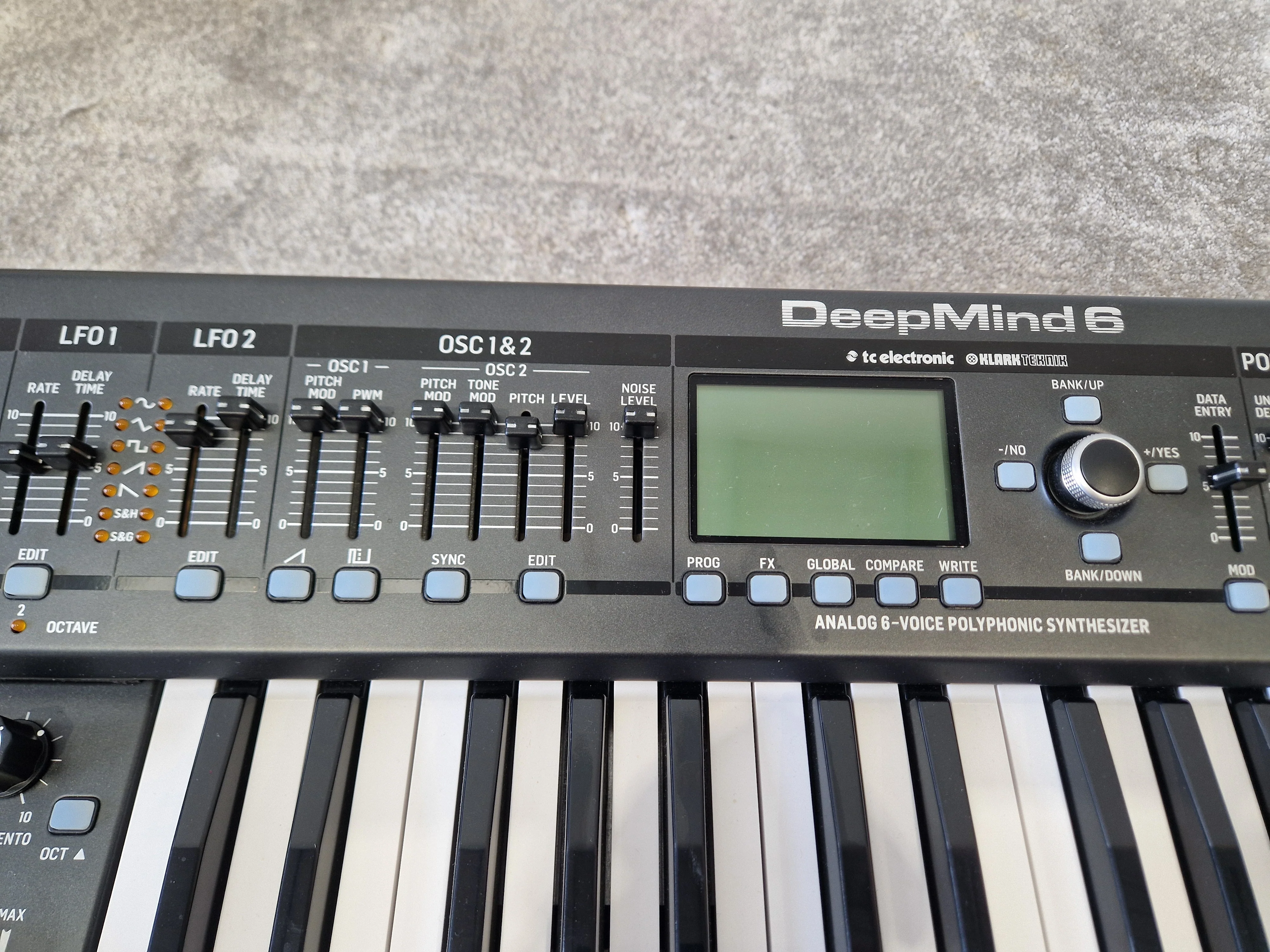 Behringer DeepMind 6 Synthesizer – 6-Voice Analog Polyphony  – Mint w/ Original Box - Image 4