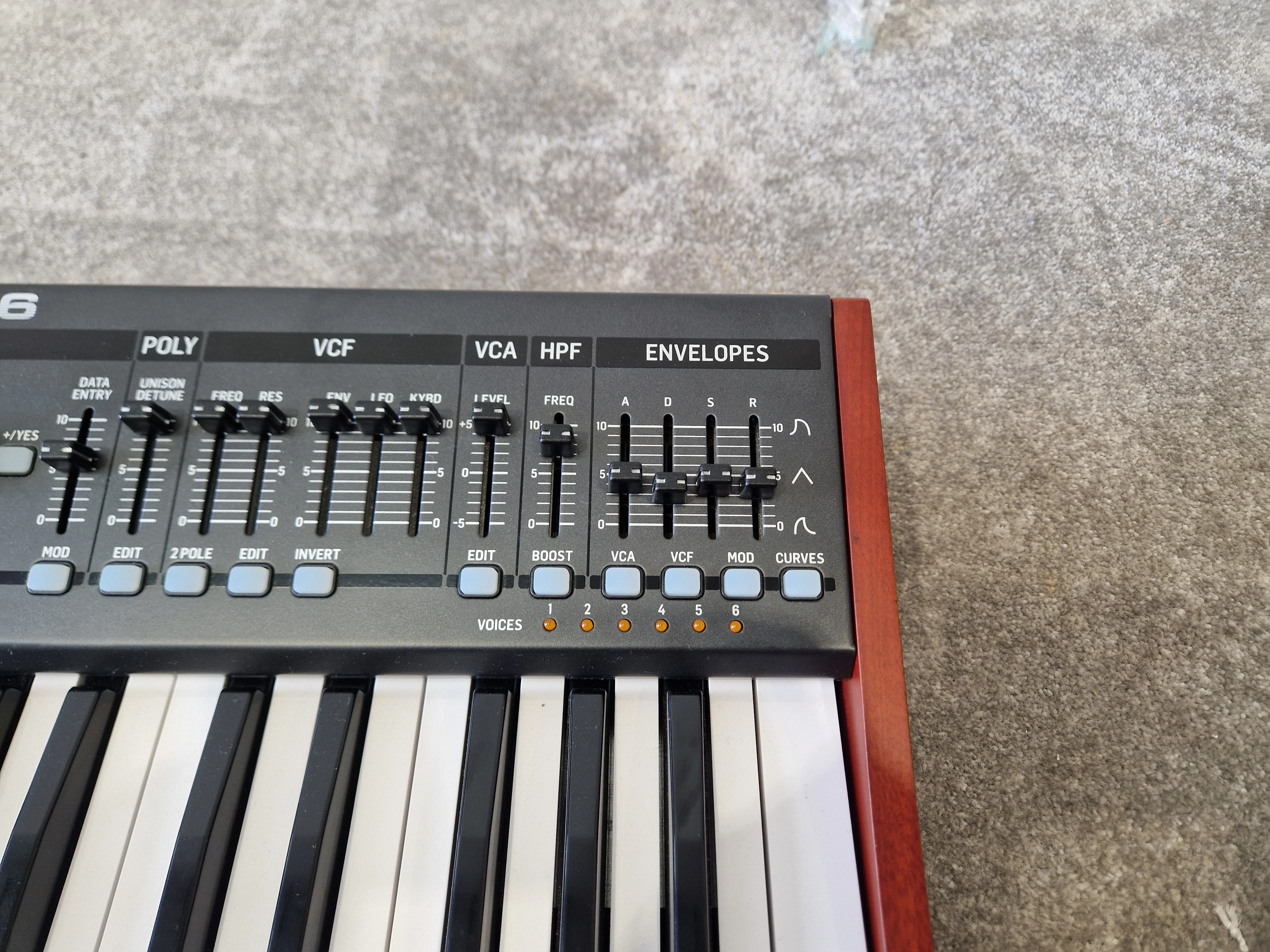 Behringer DeepMind 6 Synthesizer – 6-Voice Analog Polyphony  – Mint w/ Original Box - Image 7
